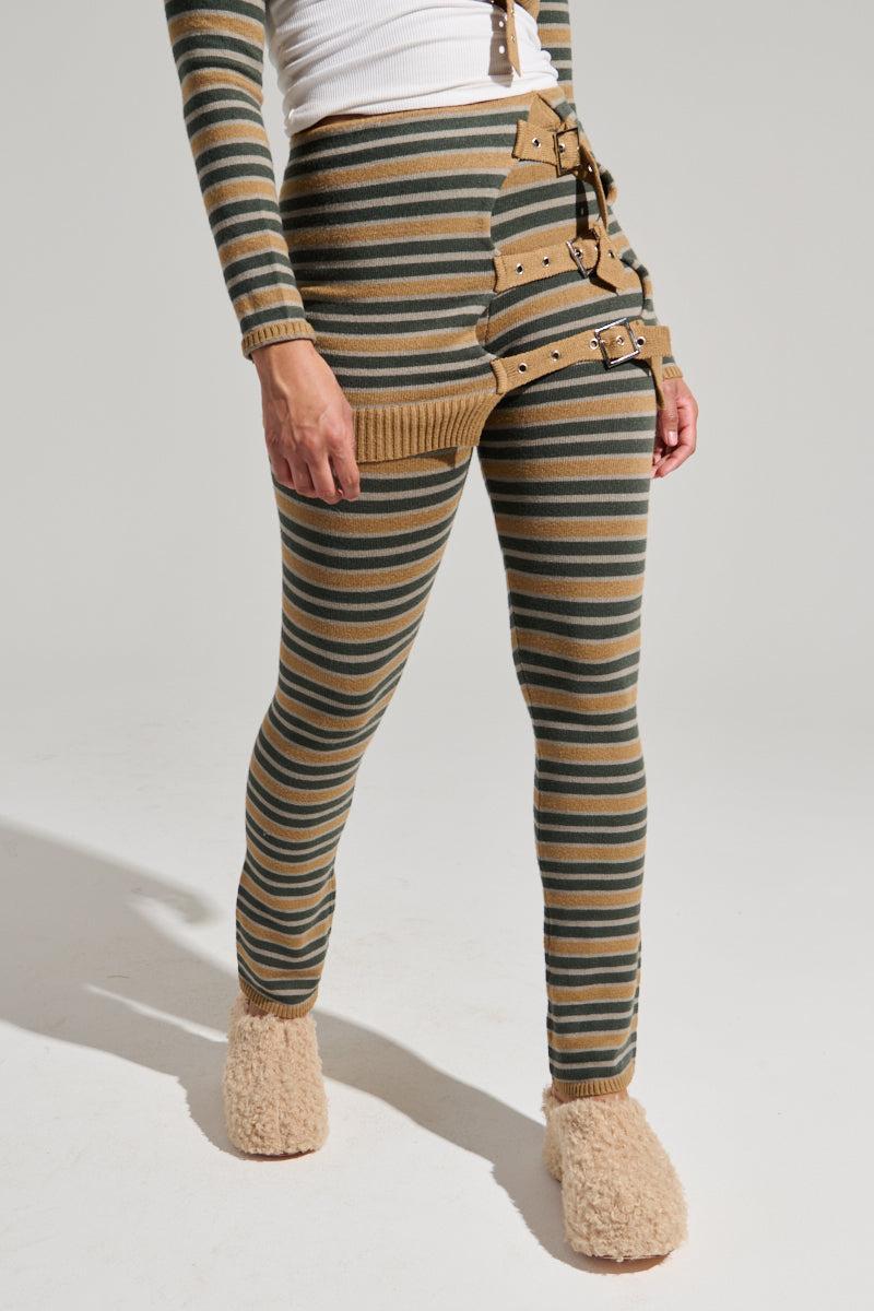 SAY LESS FLARE PANT Product Image