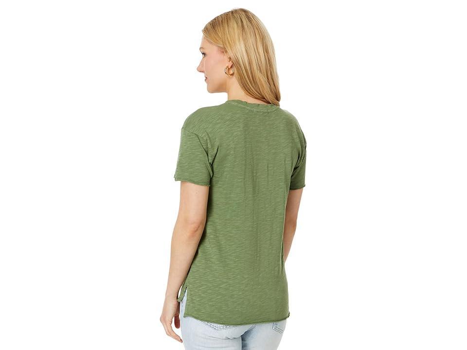 Mod-o-doc Short Sleeve Step Hem Crew Neck Tee (Island Palms) Women's Clothing Product Image