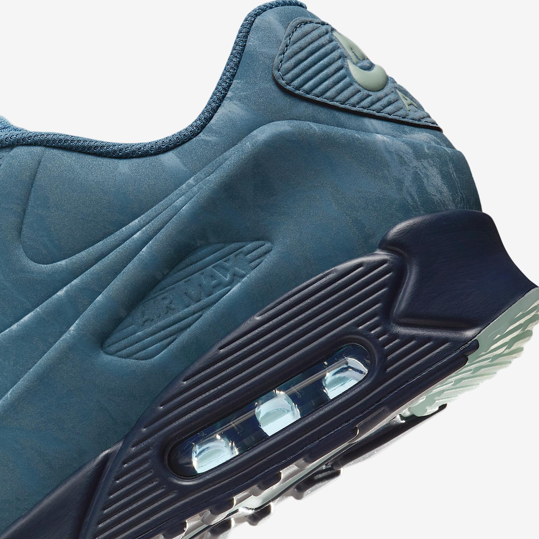 Nike Air Max 90 Men's Shoes Product Image