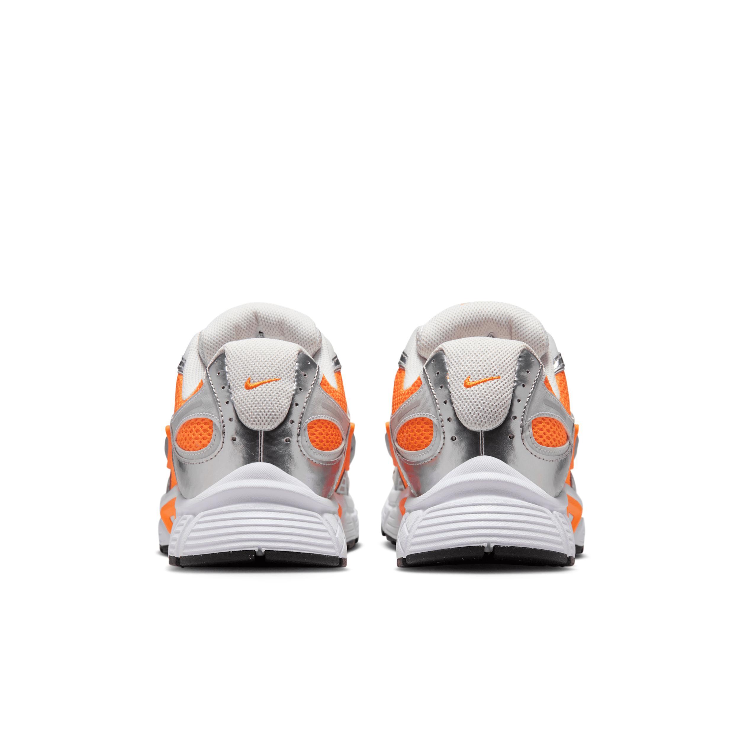 Nike Men's V5 RNR Shoes Product Image