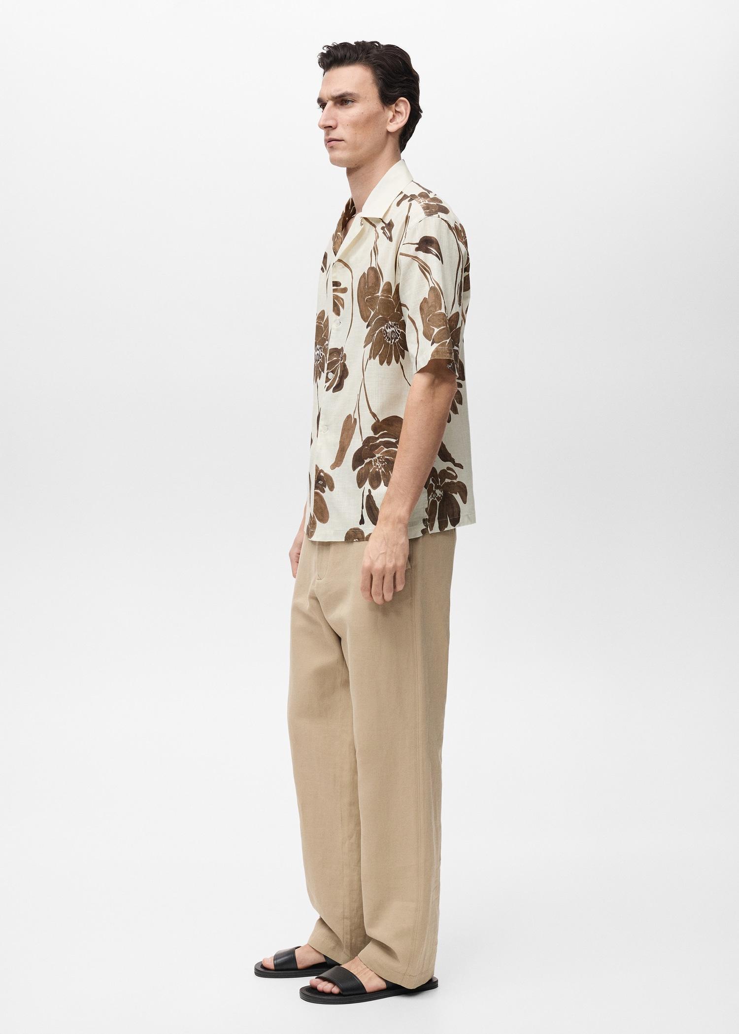 Floral-print shirt with bowling collar - Men | MANGO USA Product Image