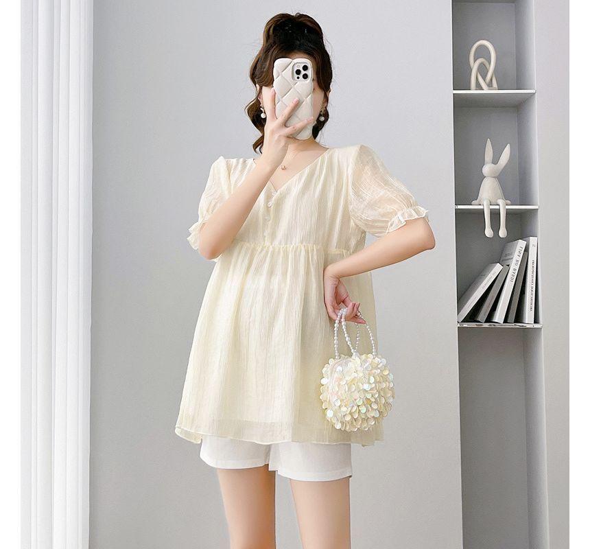 Maternity Puff-Sleeve V-Neck Plain Blouse / Shorts Product Image