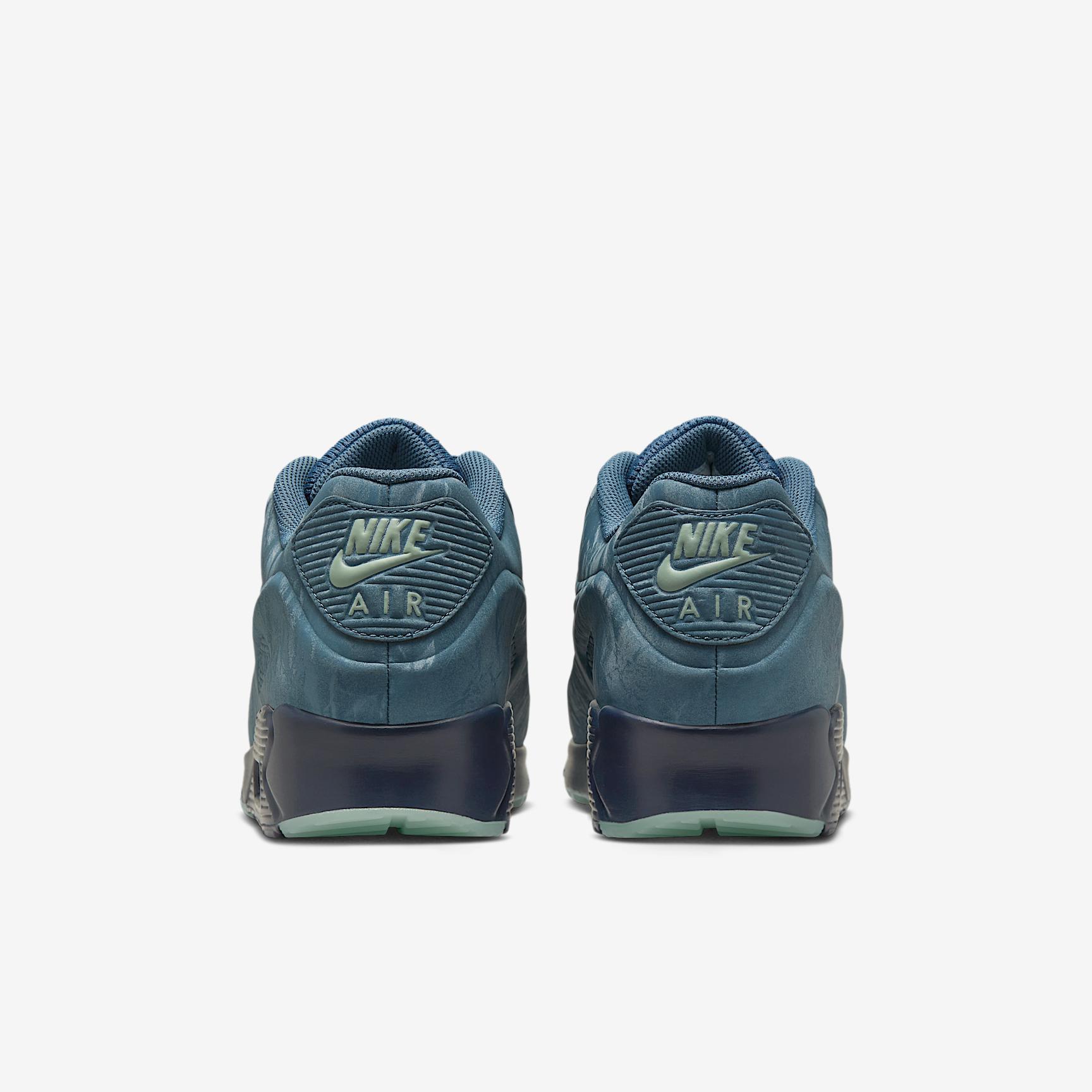 Nike Air Max 90 Men's Shoes Product Image