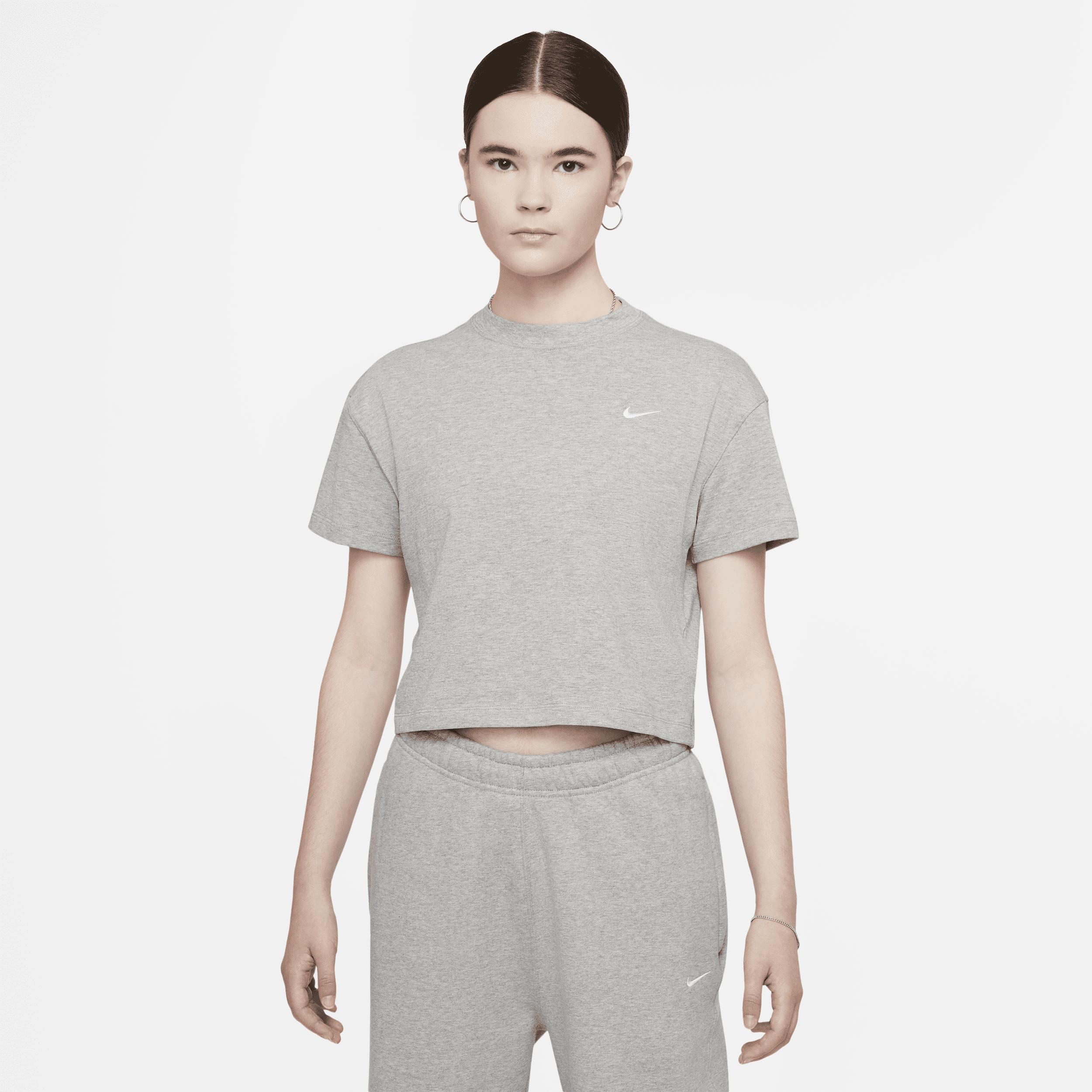 Nike Solo Swoosh Women's T-Shirt Product Image