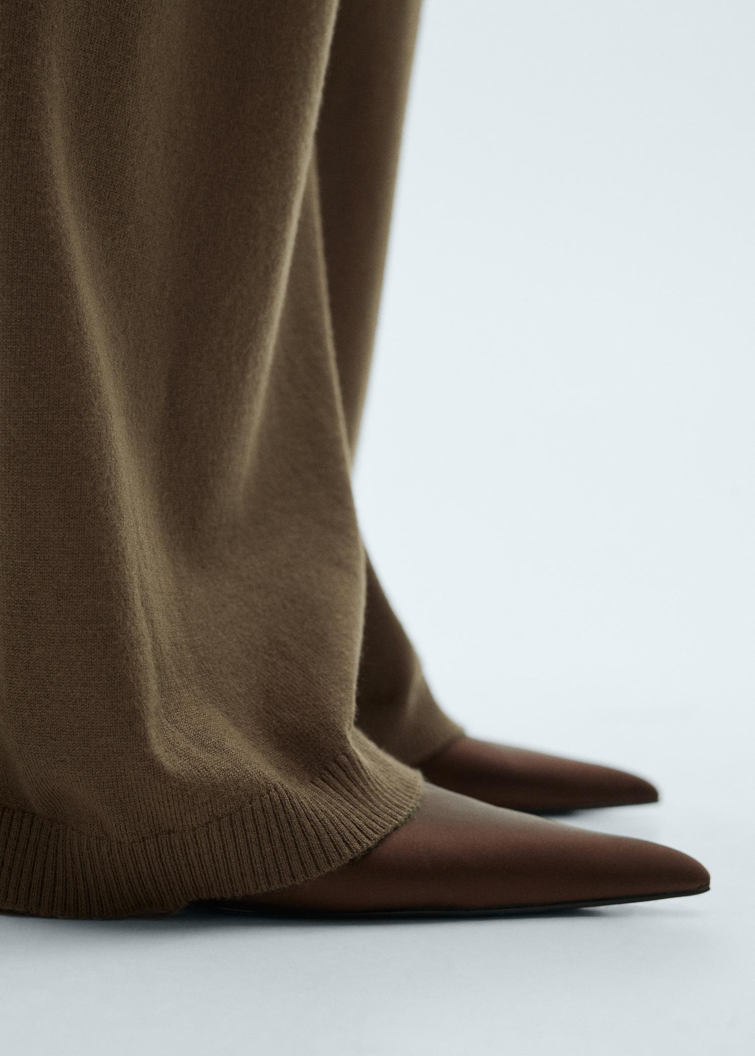 Fine-knit wideleg trousers - Women | MANGO USA Product Image