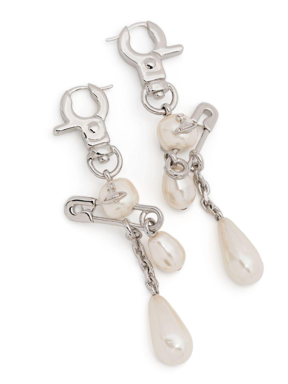 Claude Long earrings Product Image