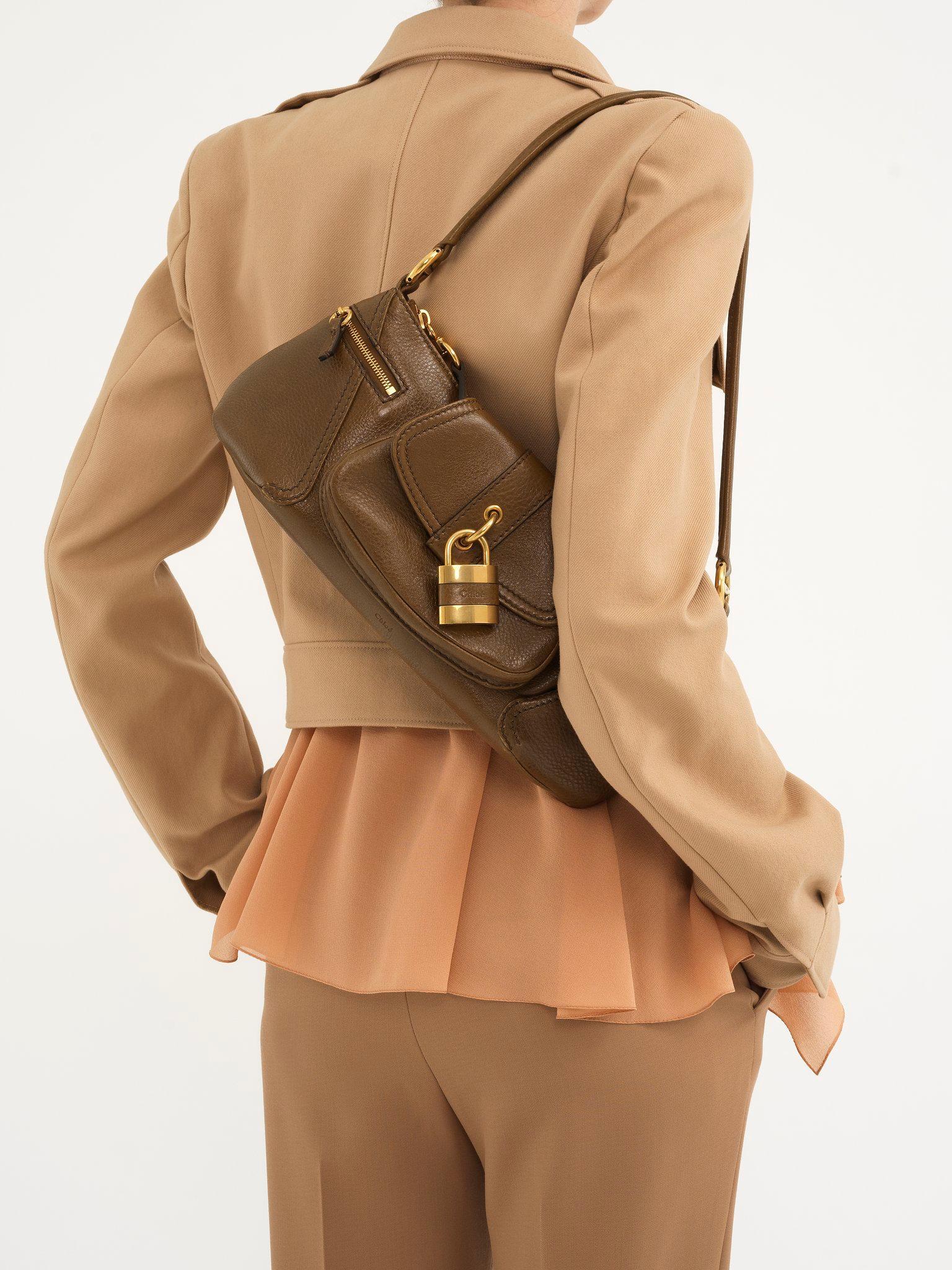 The 99 shoulder bag in grained leather Product Image