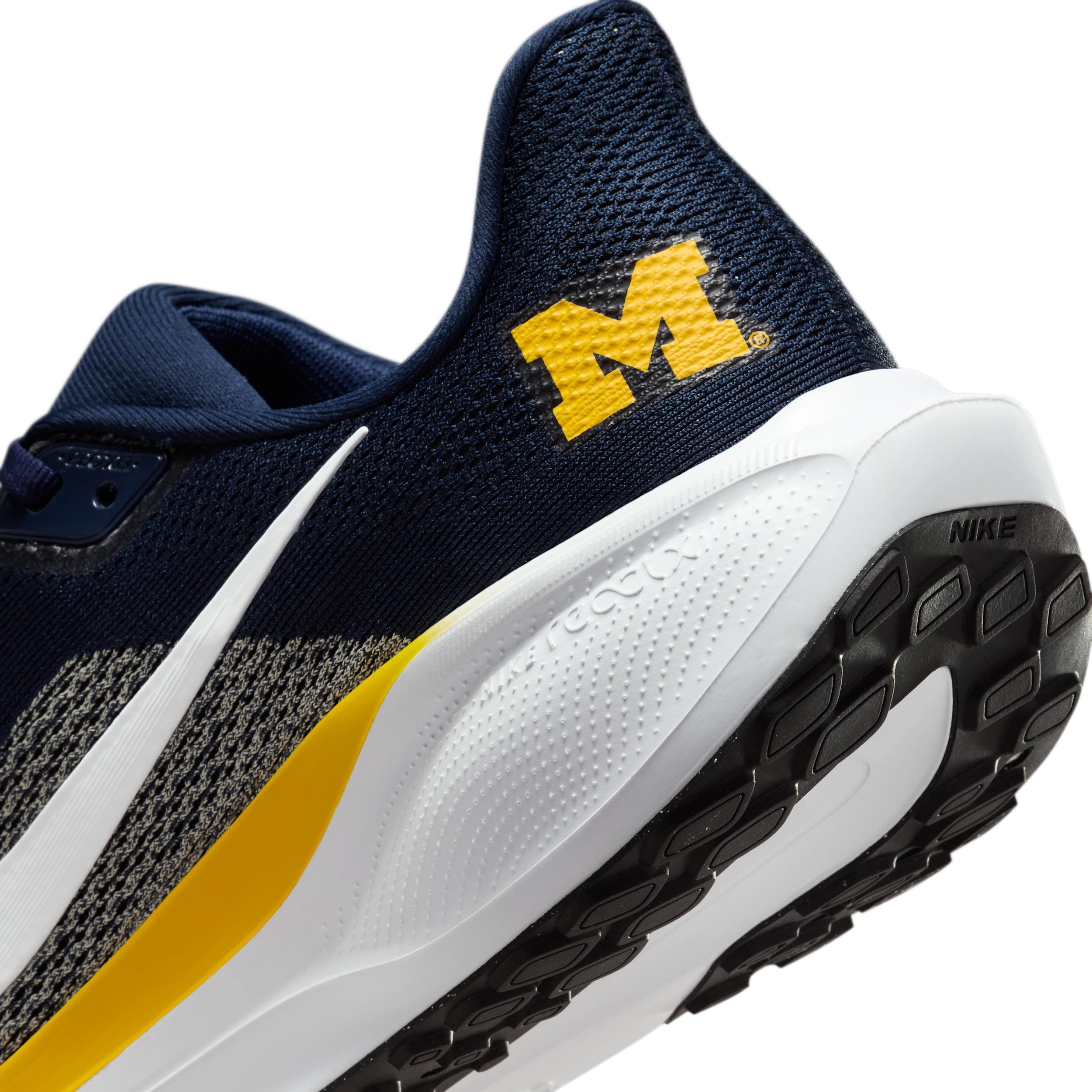 Michigan Pegasus 41 Nike Men's College Road Running Shoes Product Image