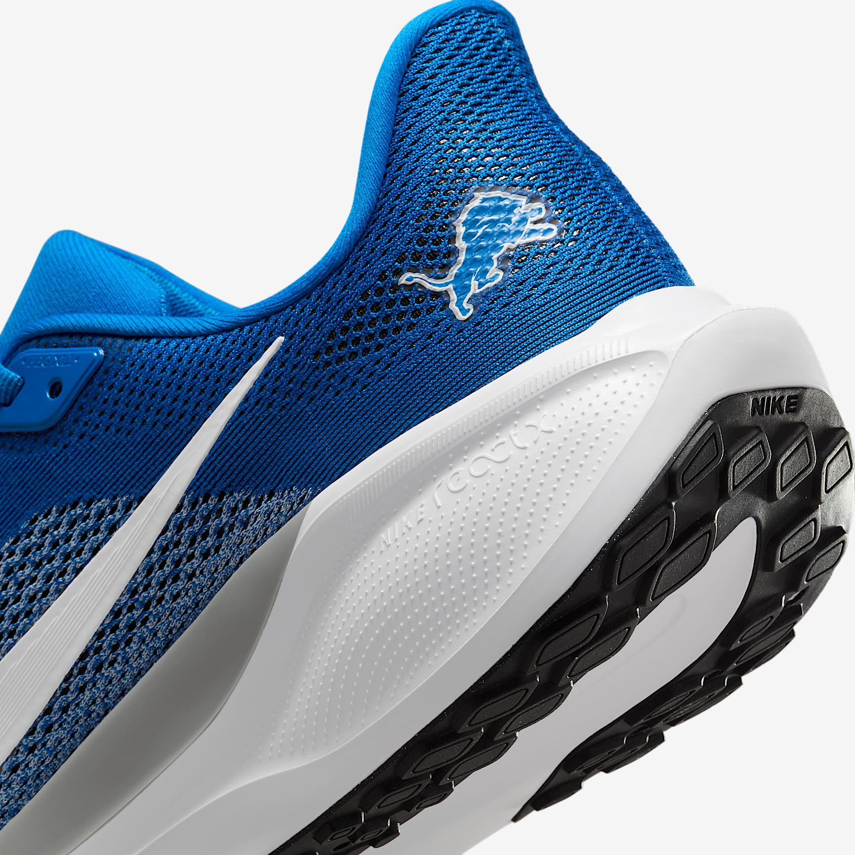 Detroit Lions Pegasus 41 Men's Nike NFL Road Running Shoes Product Image