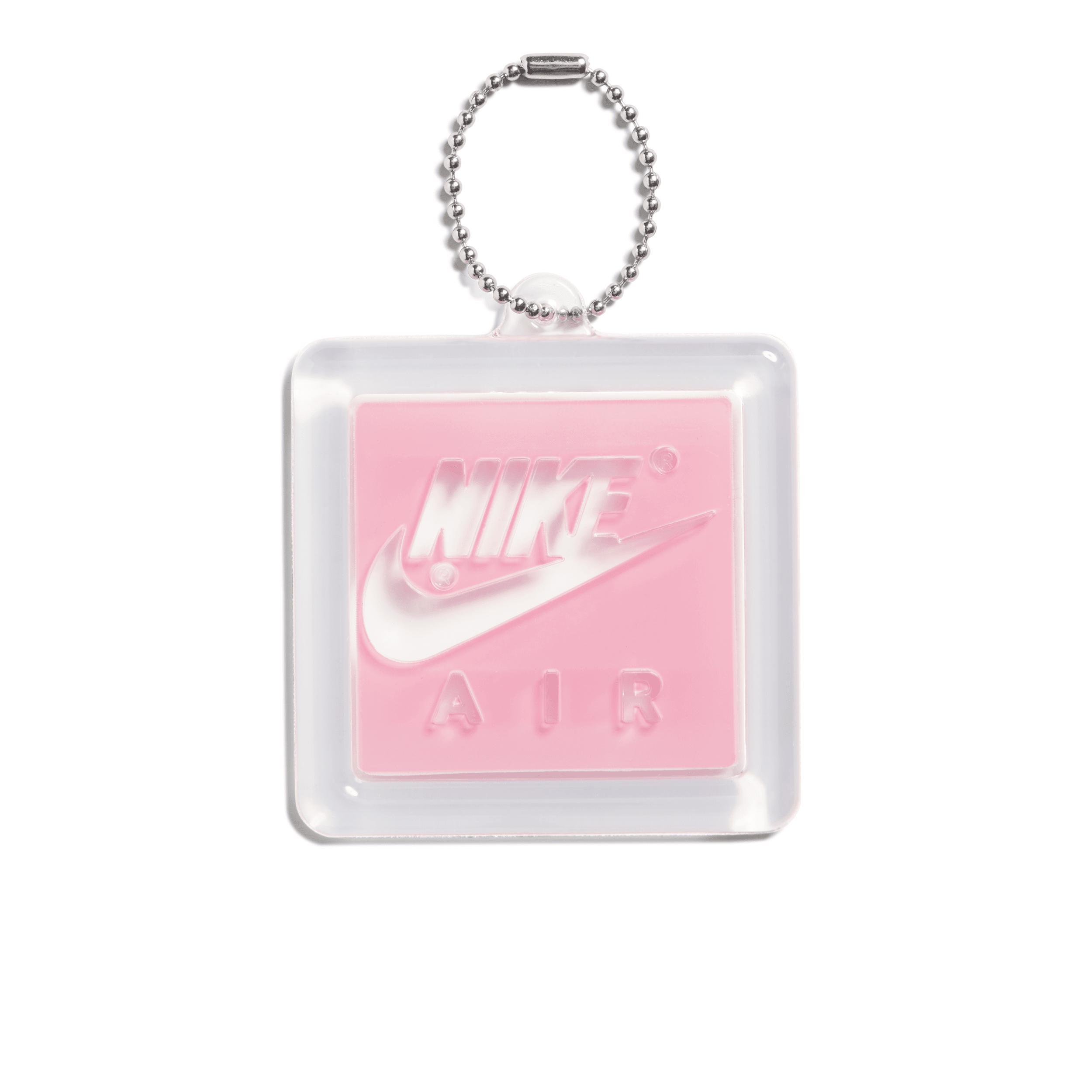 Nike Air Max 90 sneakers in gray and pink rose Product Image