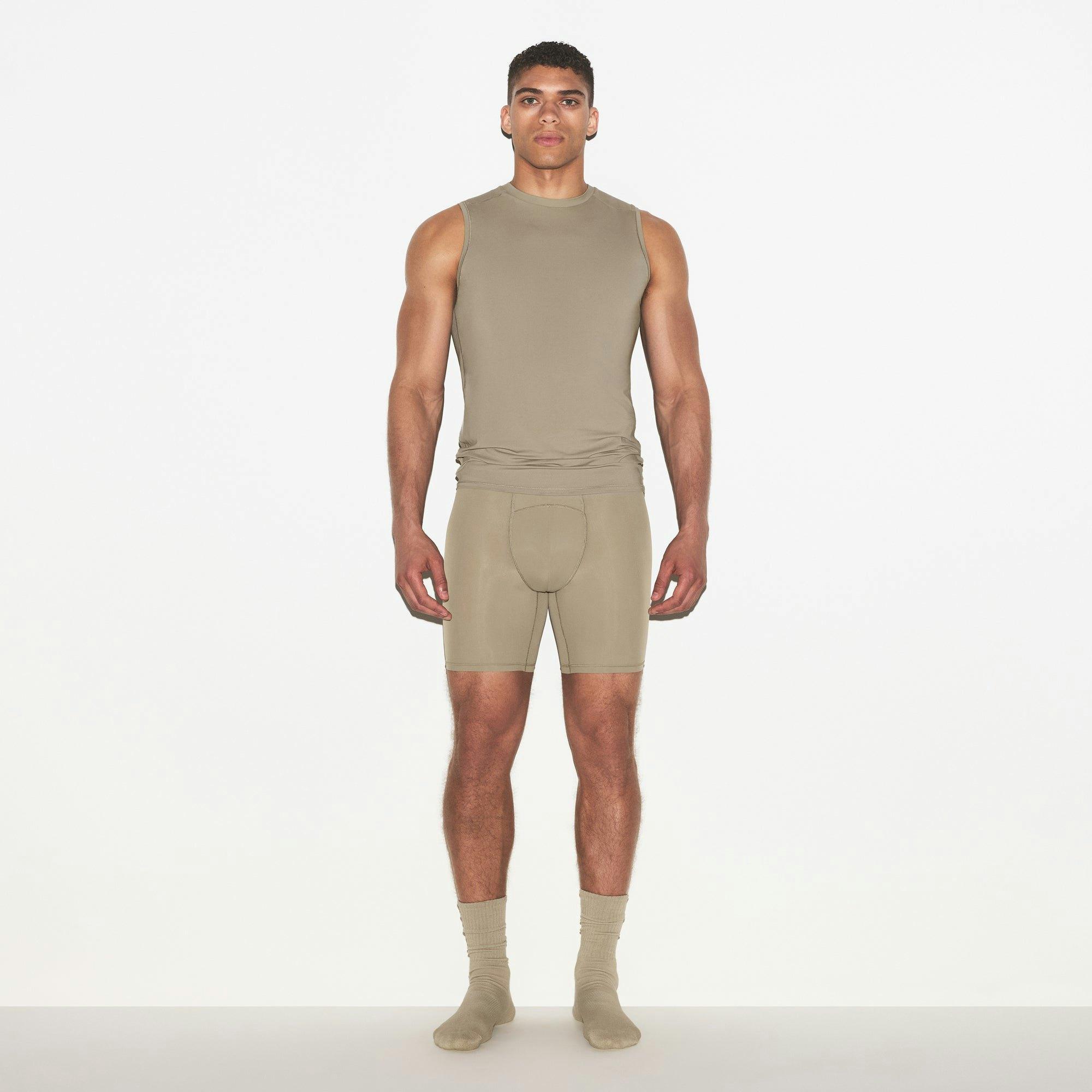 SKIMS FLEX MENS MUSCLE TANK | DUNE Product Image