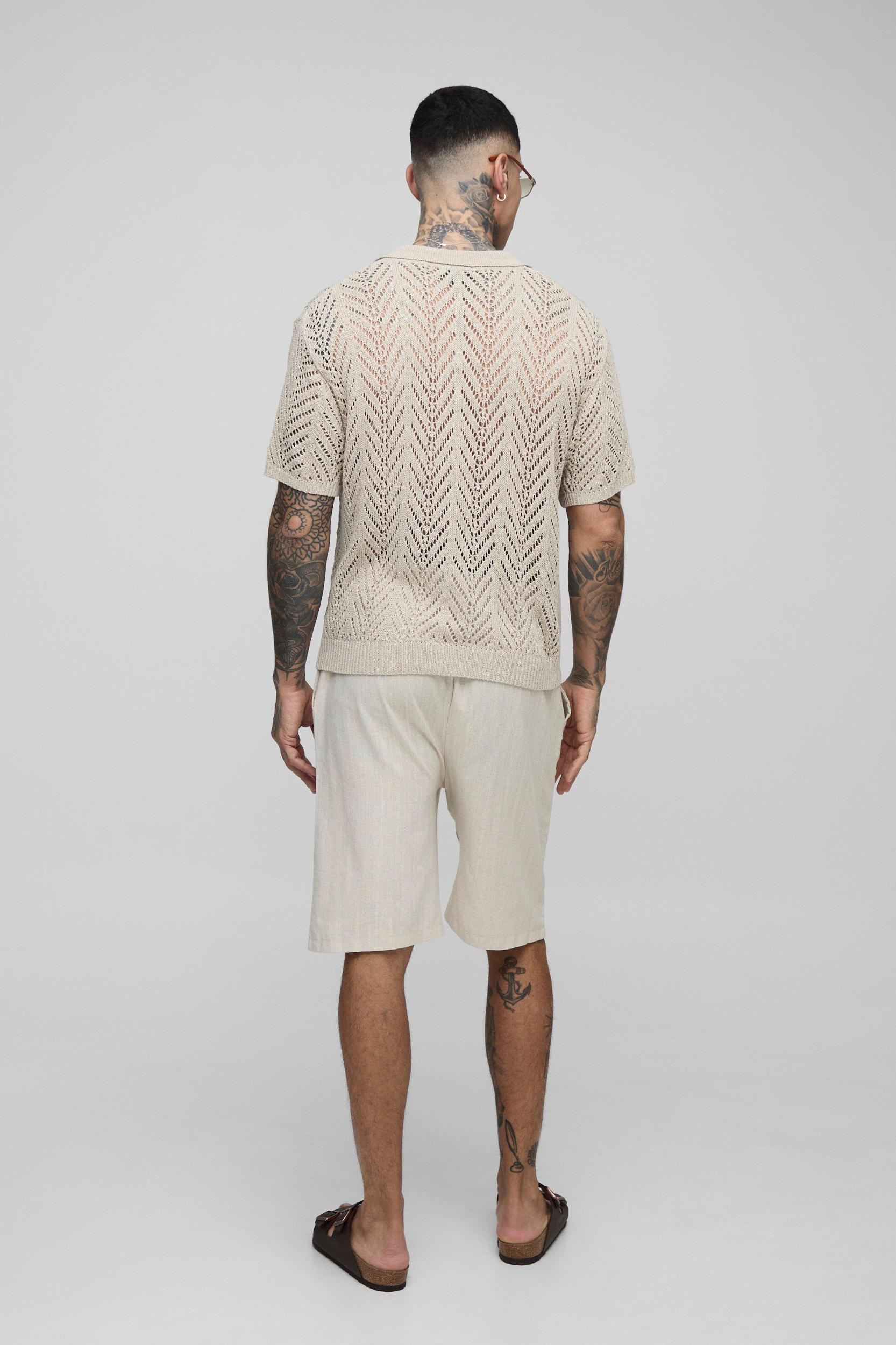 Tall Boxy Oversized Abstract Stripe Crochet Polo | boohooMAN USA Product Image