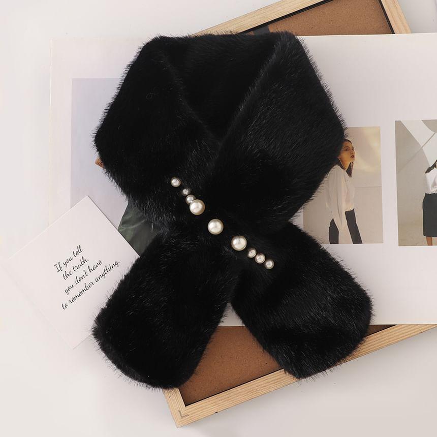 Plain Faux Pearl Embellished Faux Fur Scarf Product Image