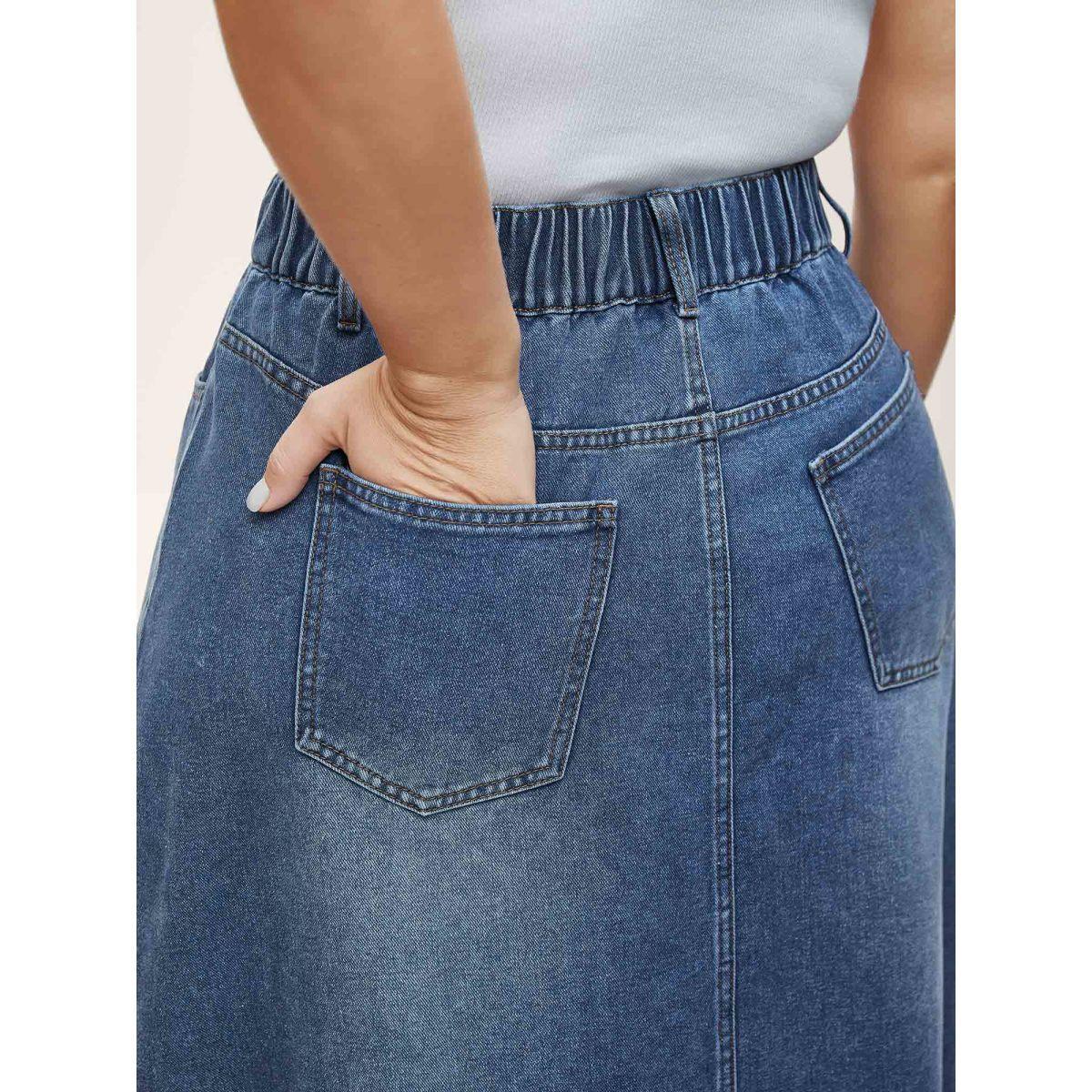 Plus Size A-Line Classic Midi Denim Skirt Women Denimblue Vacation No stretch Medium Wash 22/3X Slanted pocket Denim Skirts BloomChic Product Image