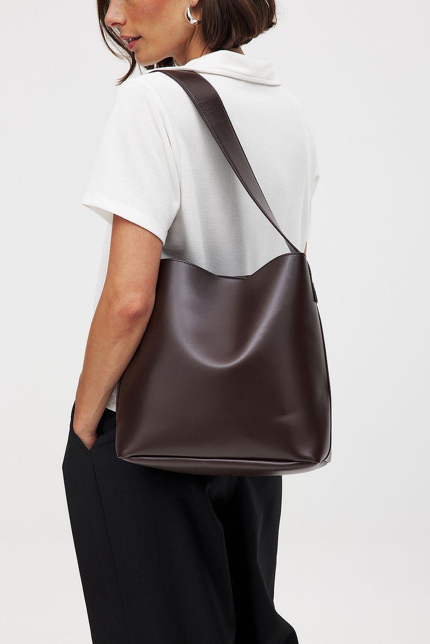 Buckle Totebag Product Image