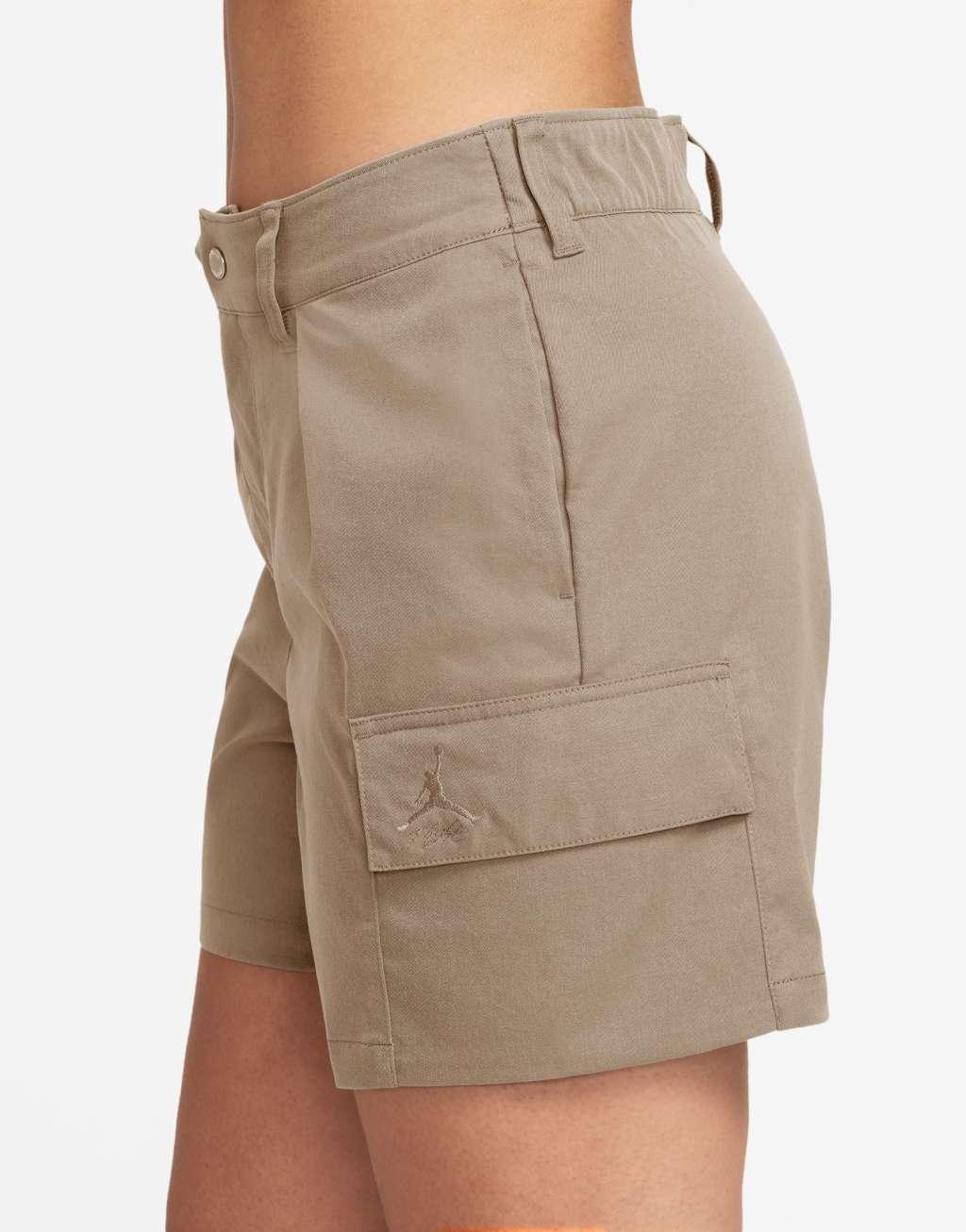 Jordan woven shorts in beige Product Image