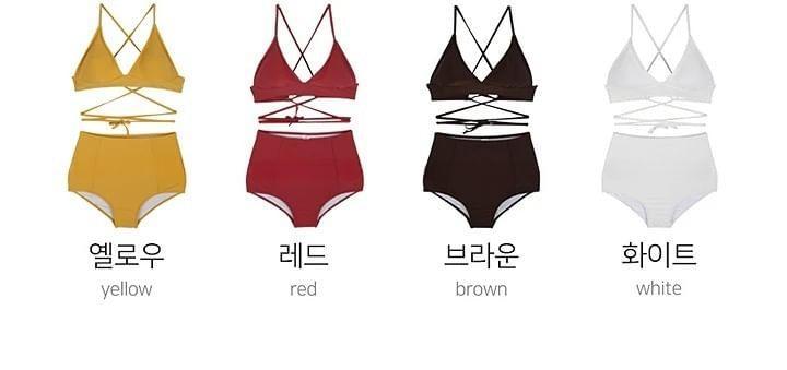 Set: Plain Bikini Top + Bottom Product Image