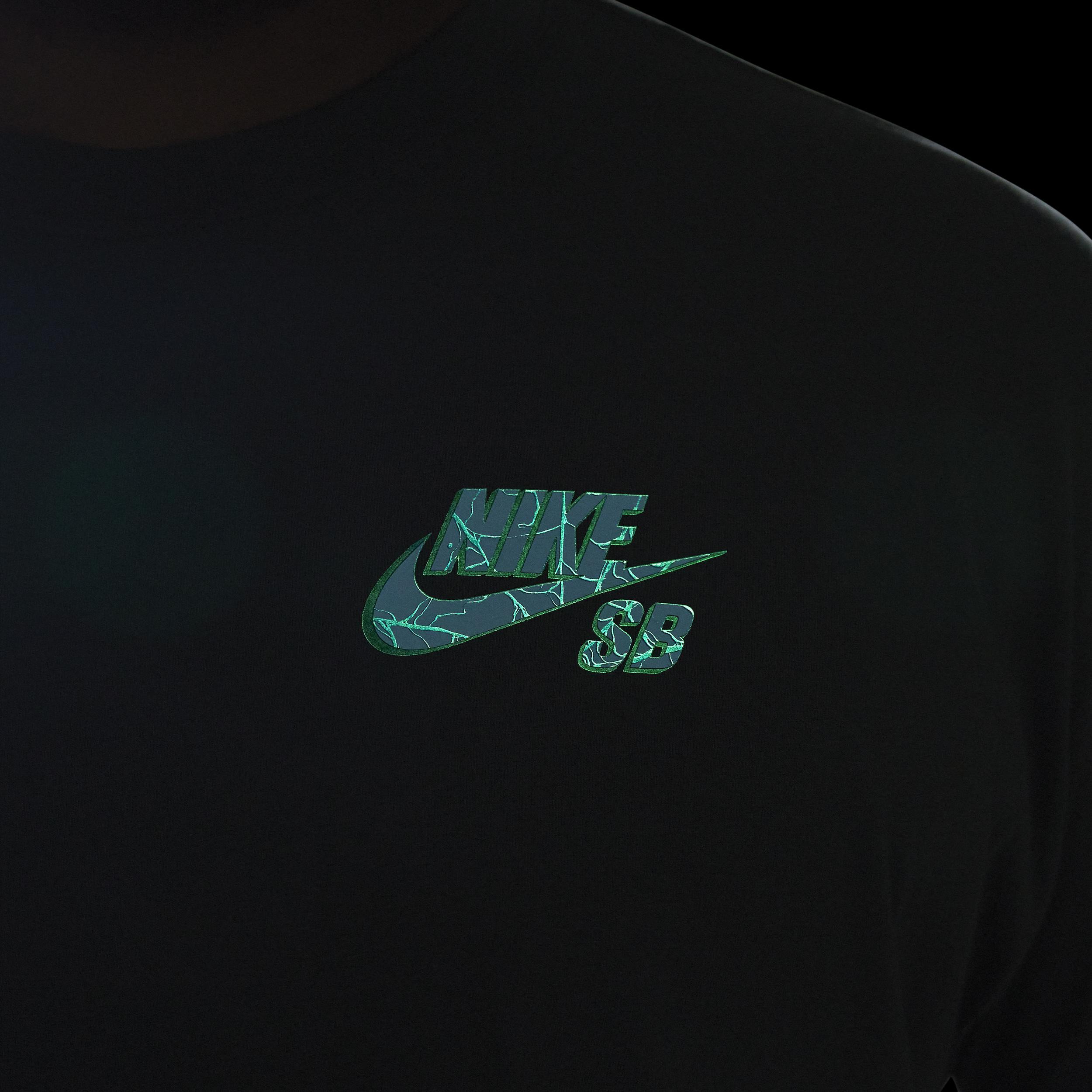 Nike SB T-Shirt Product Image