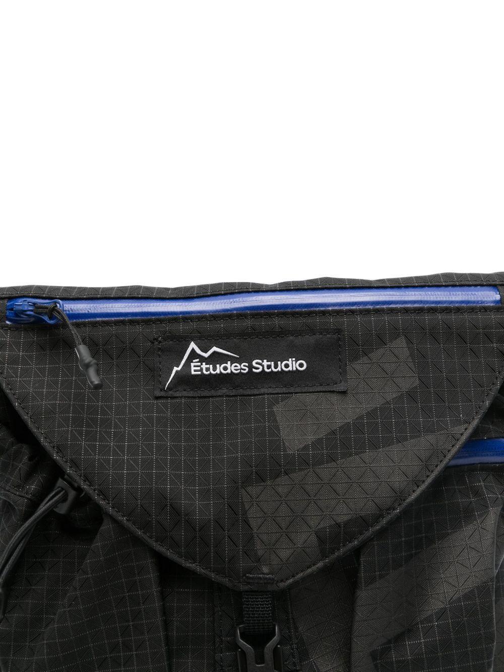 Cayl messenger bag Product Image