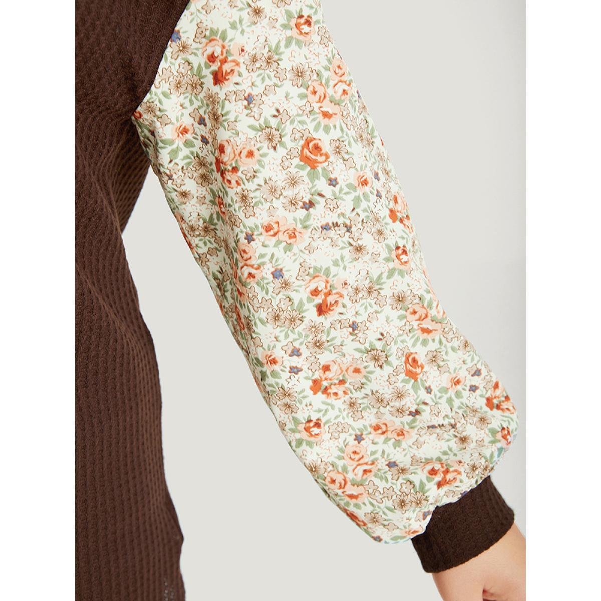 Plus Size Ditsy Floral Patchwork Lantern Sleeve Waffle Knit Sweatshirt Women DarkBrown Elegant Round Neck Dailywear Sweatshirts BloomChic 12/L Product Image