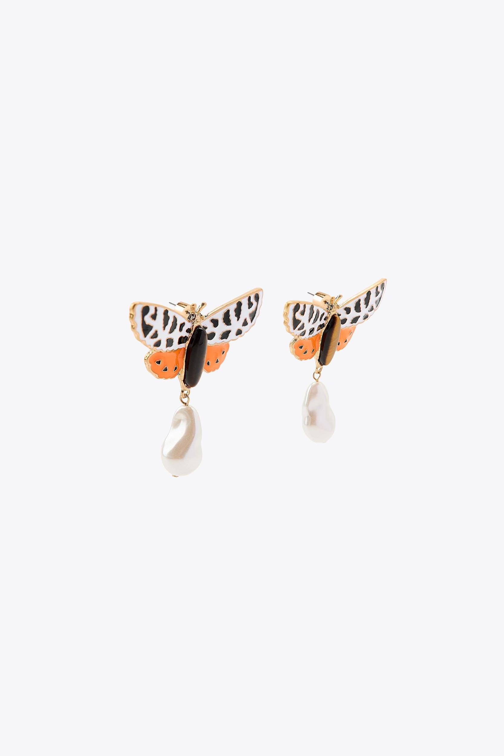 BUTTERFLY PEARL EARRINGS Product Image