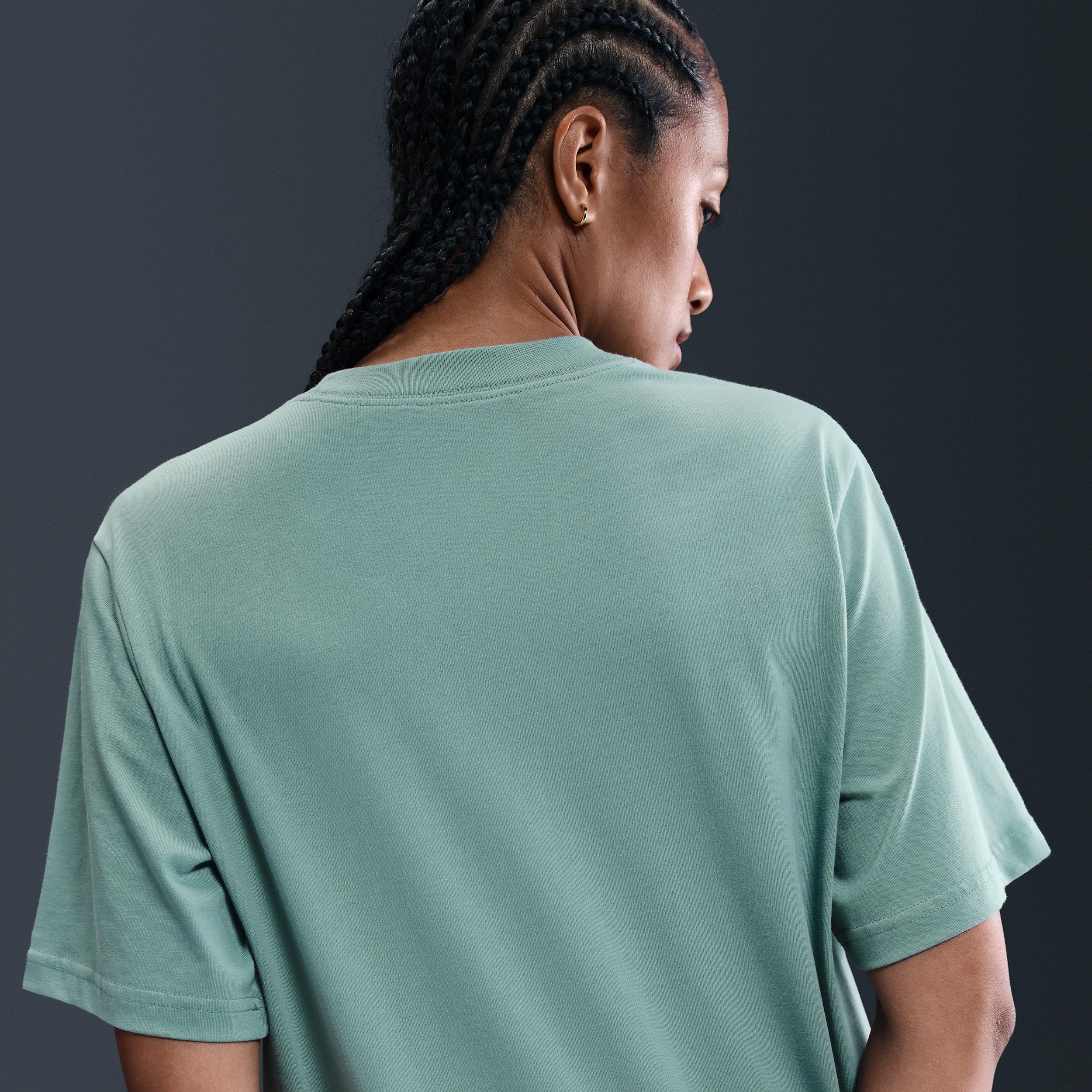 Nike Sportswear Women's Loose Short-Sleeve Graphic T-Shirt Product Image