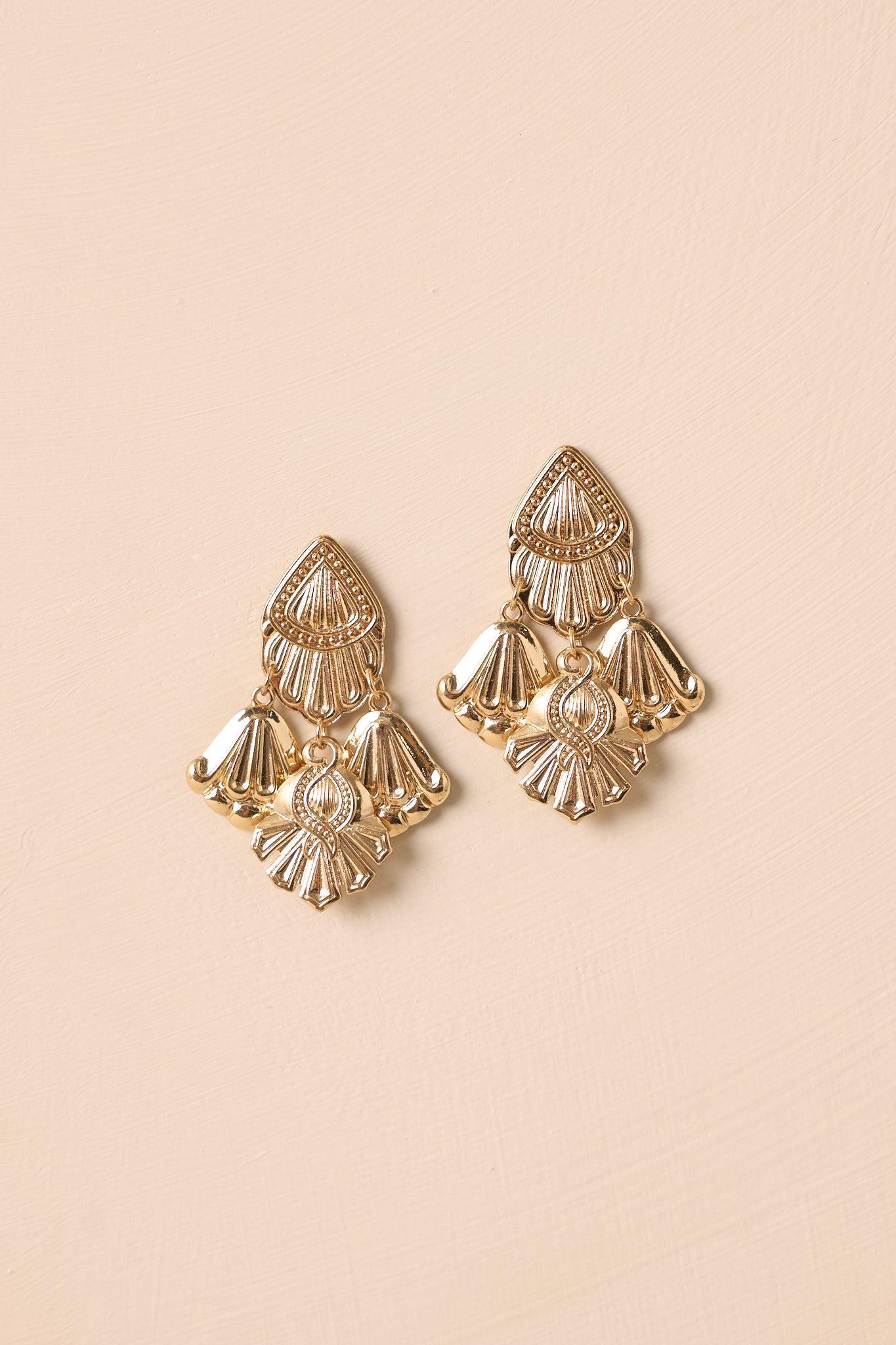 Had The Best Night Gold Textured Chandelier Drop Earrings Product Image