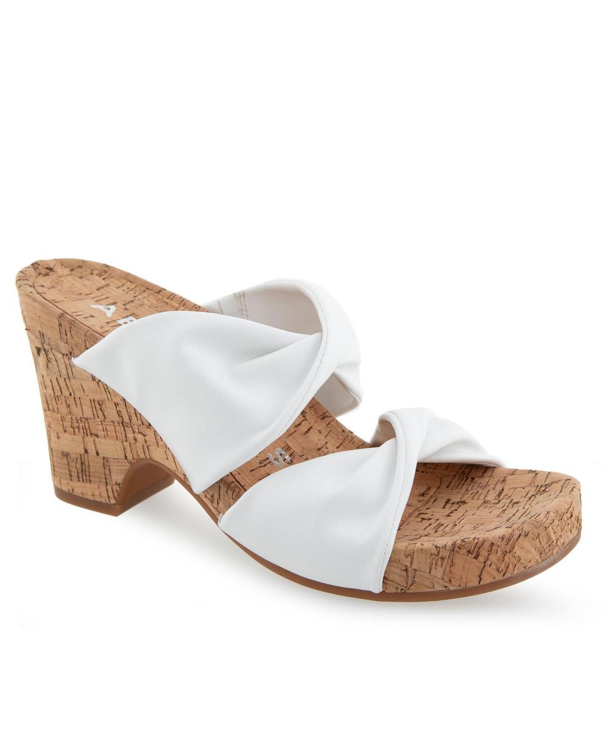 Aerosoles Mercer Women's Wedge Sandals, Size: 5 Medium, Soft Gold Pu Product Image