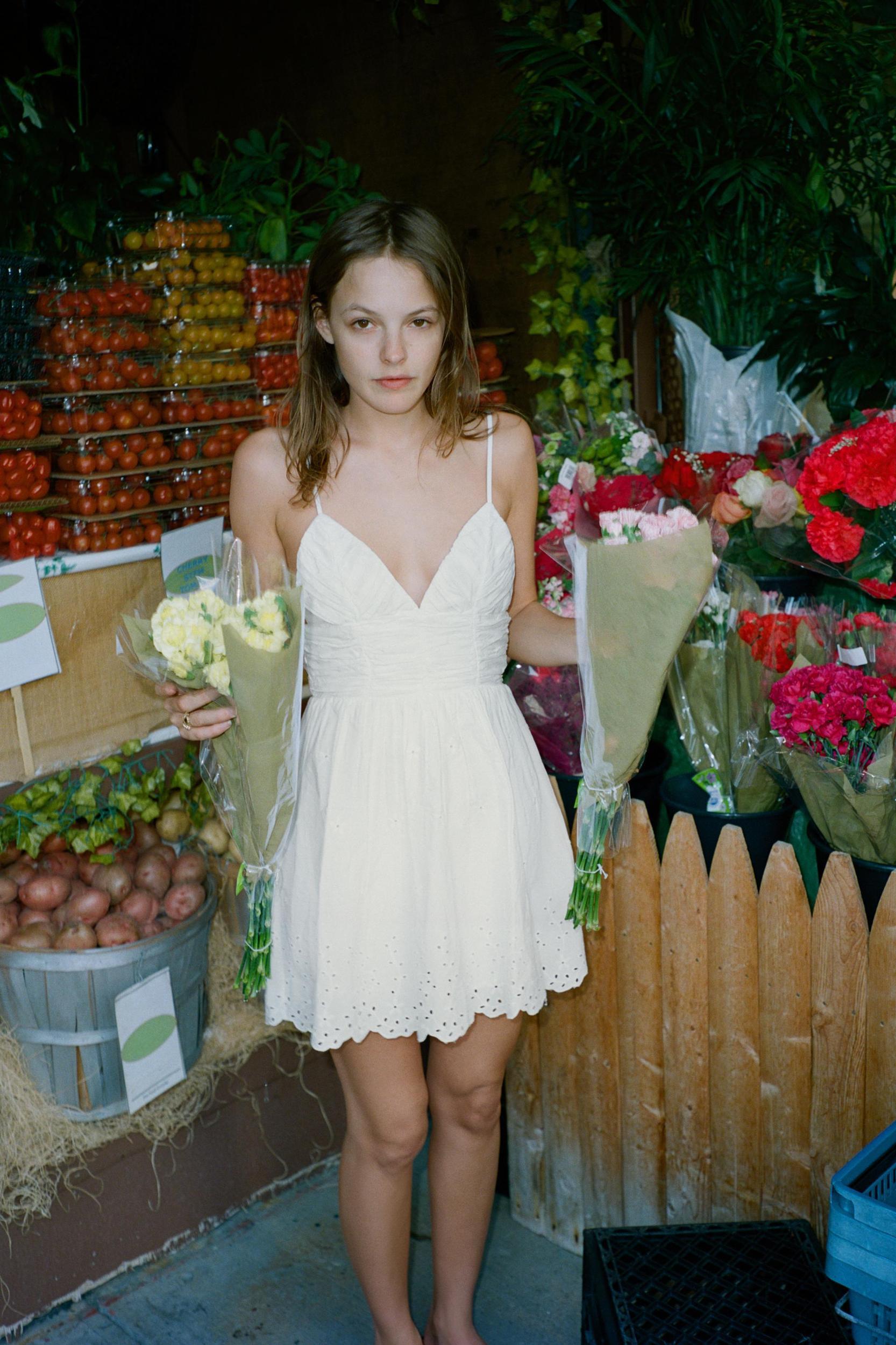 SHORT EMBROIDERED DRESS Product Image