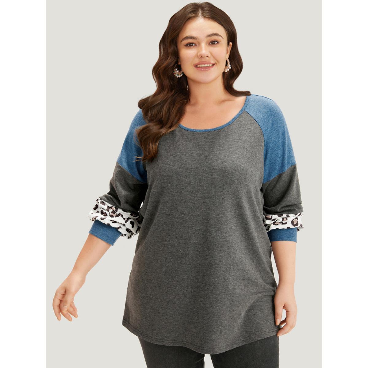 Plus Size Colorblock Contrast Leopard Round Neck Raglan Sleeve Sweatshirt Women Multicolor Elegant Elastic cuffs Round Neck Dailywear Sweatshirts BloomChic 30/6X Product Image