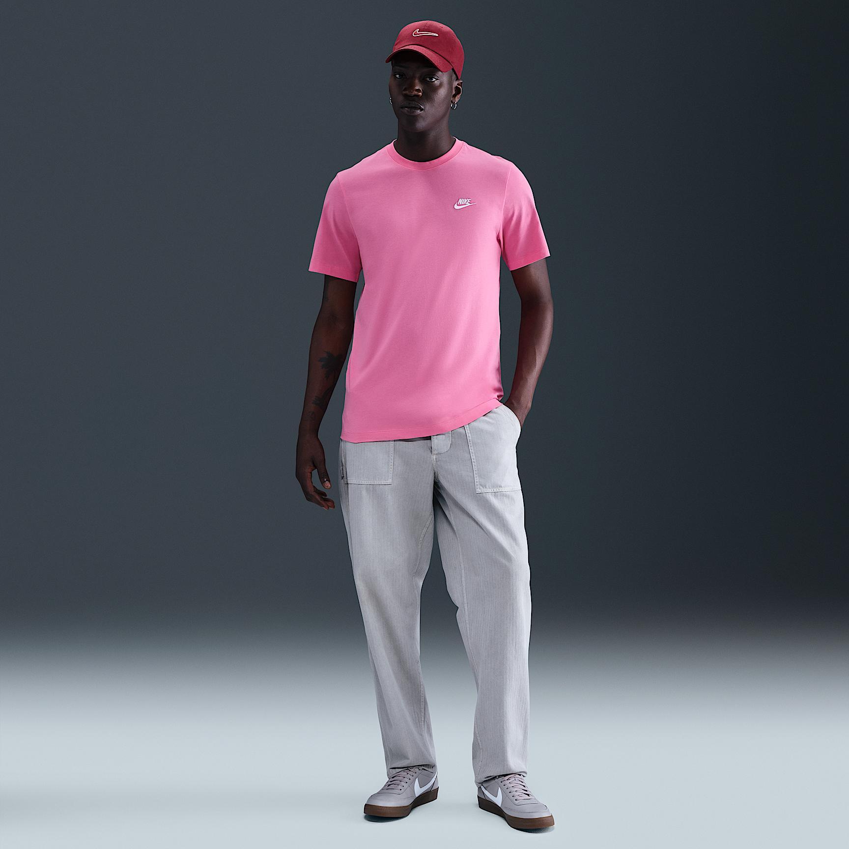 Nike Sportswear Club Men's T-Shirt Product Image