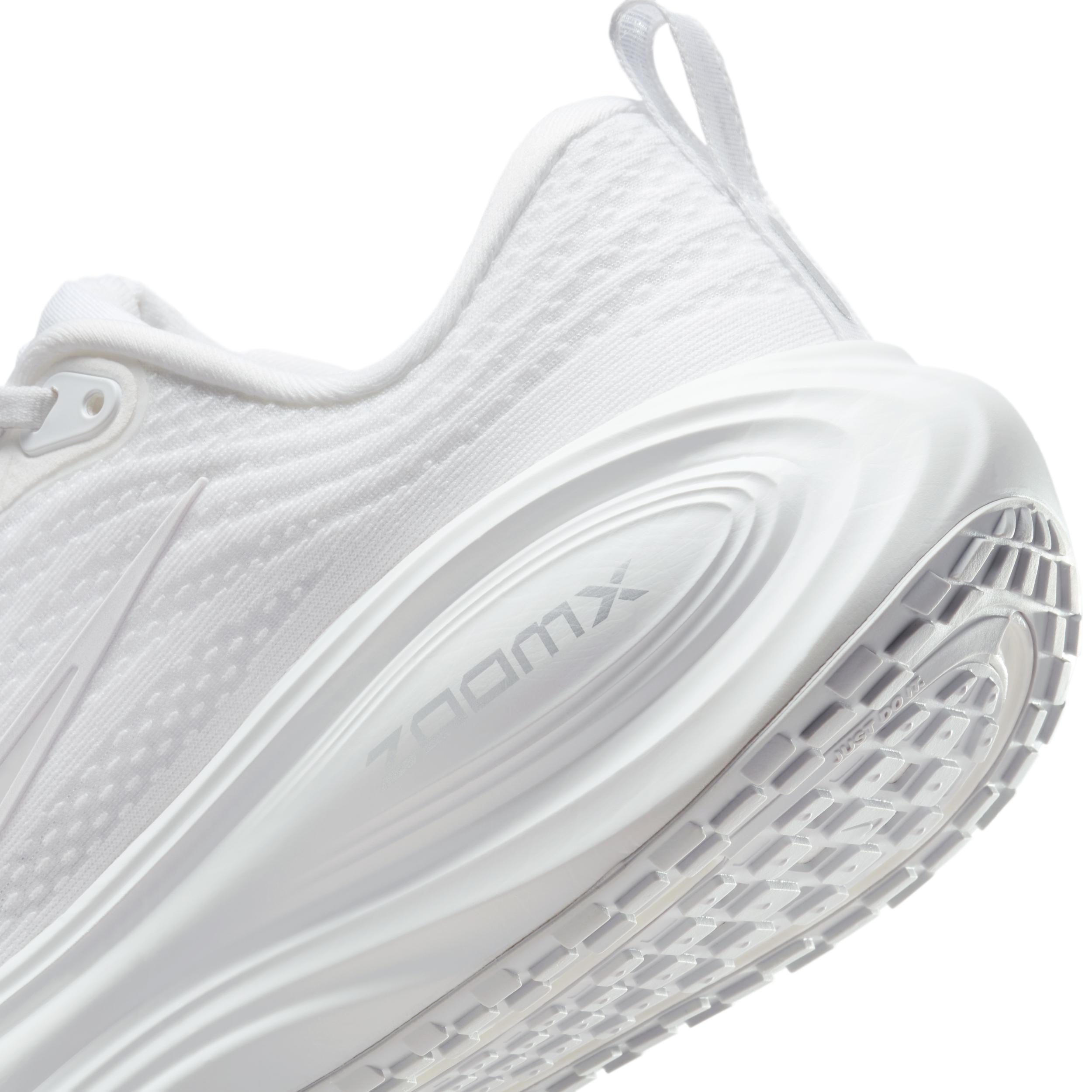 Nike Women's Vomero Plus Road Running Shoes Product Image