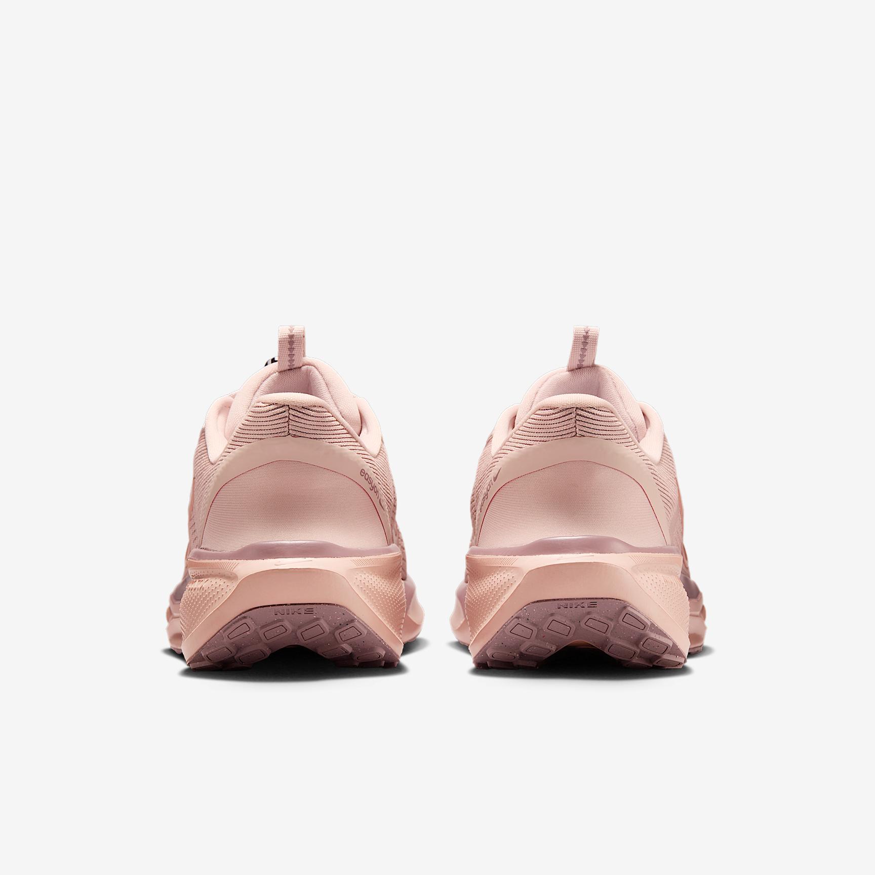 Nike Women's Pegasus EasyOn Road Running Shoes Product Image