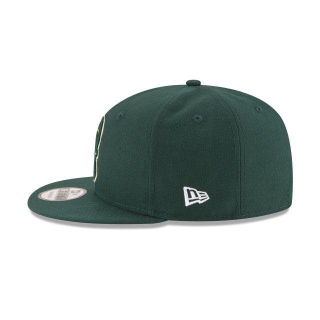 Milwaukee Bucks Basic Two Tone 9FIFTY Snapback Hat Male Product Image