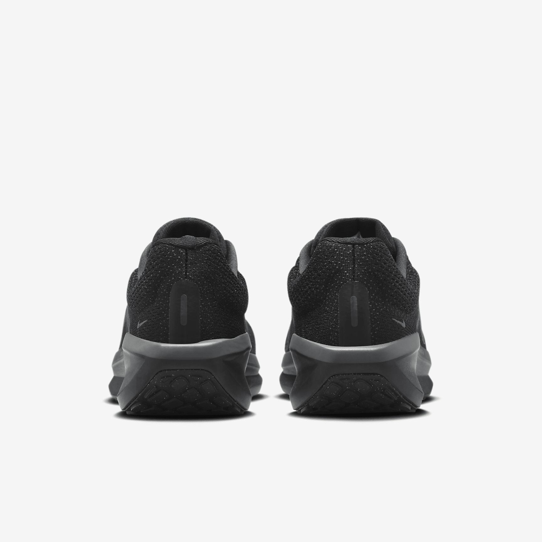 Nike Men's Winflo 11 Road Running Shoes Product Image
