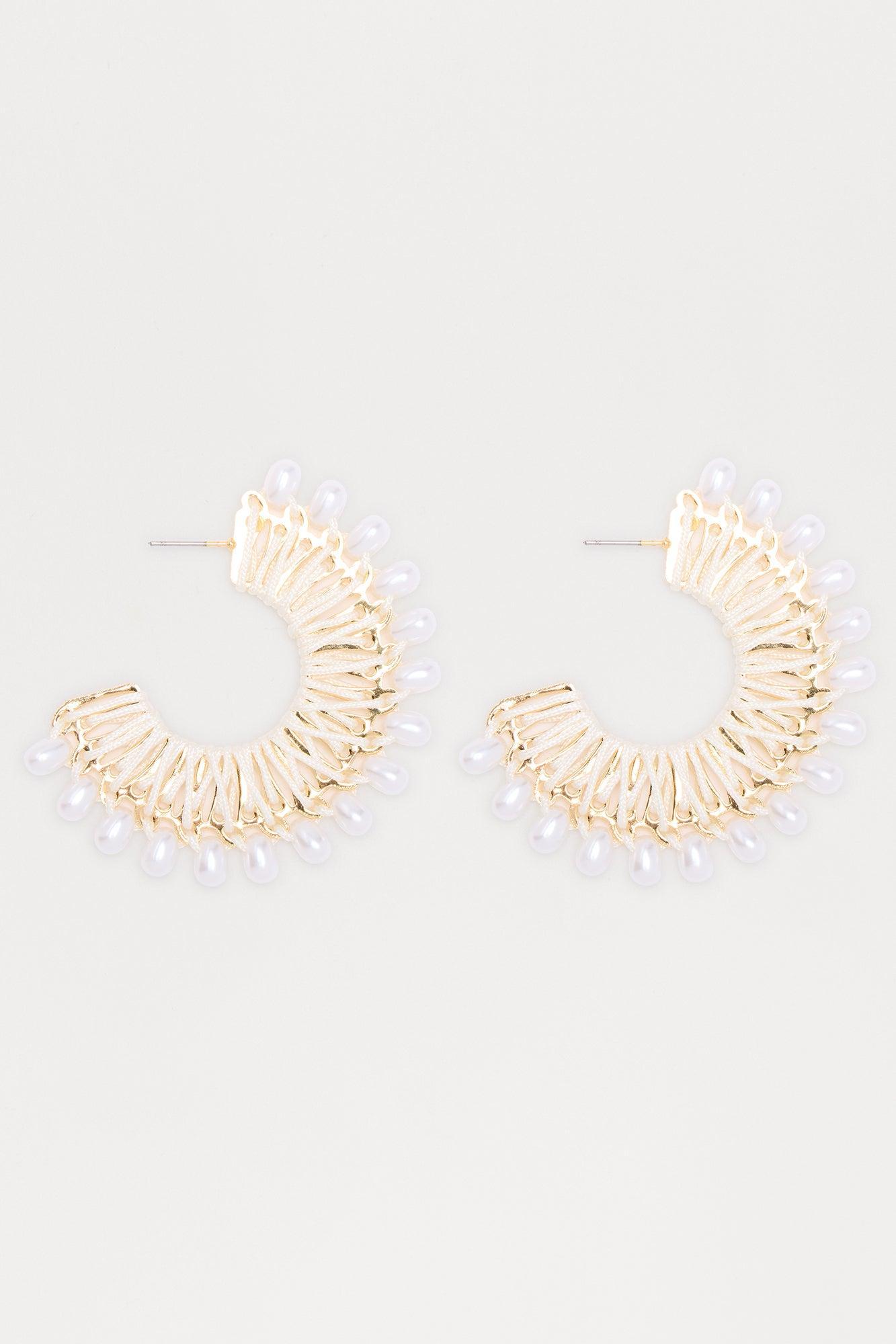 Sand Pearl Hoop Earrings - White/Gold Product Image