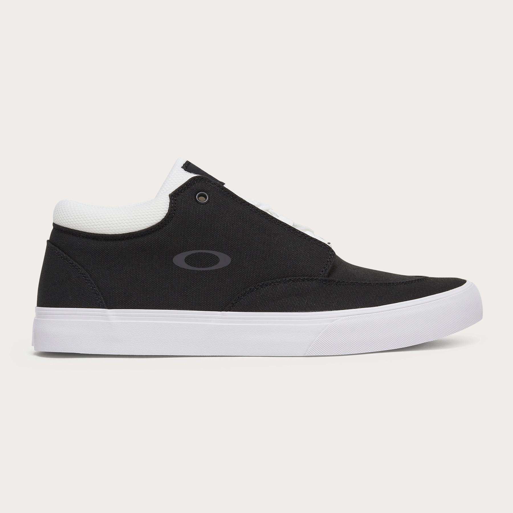 UA Drive Pro Spikeless Product Image