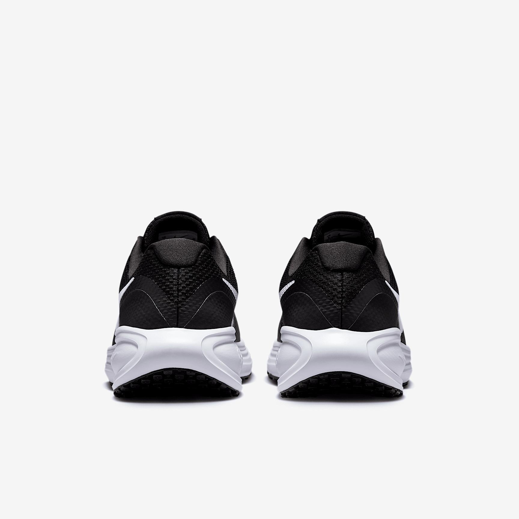 Nike Women's Revolution 8 Road Running Shoes Product Image