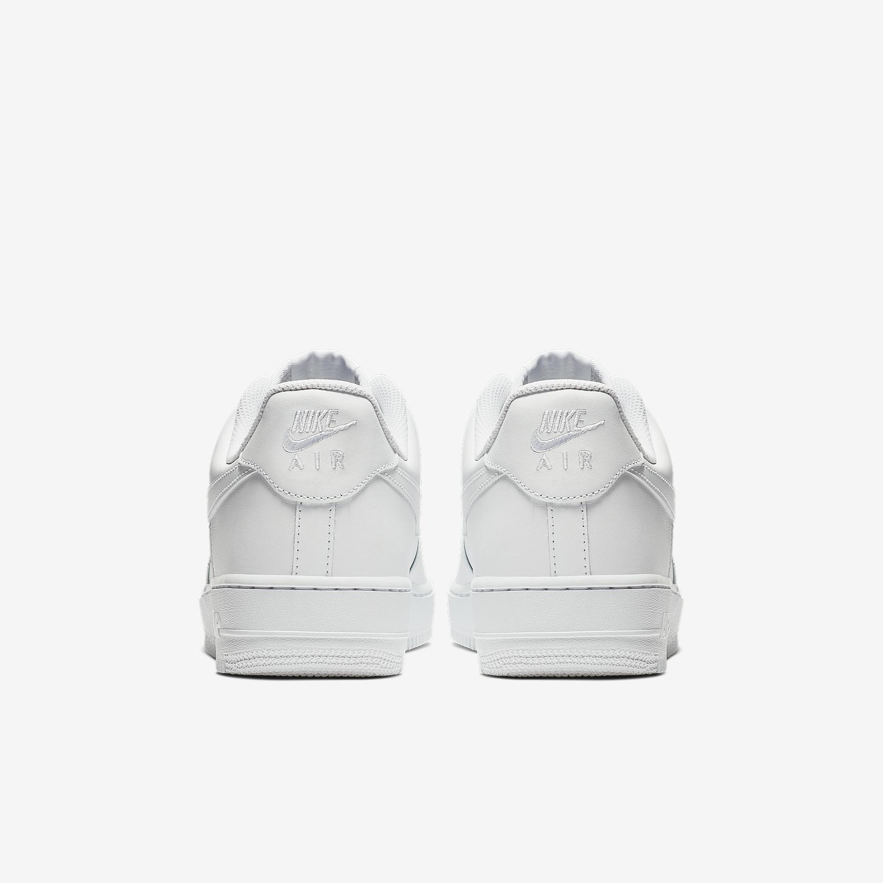 Nike Men's Air Force 1 '07 Shoes Product Image