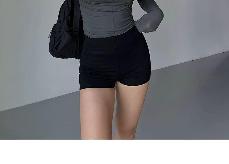 Set: Long-Sleeve Scoop Neck Plain T-Shirt + Sports Bra Top Product Image