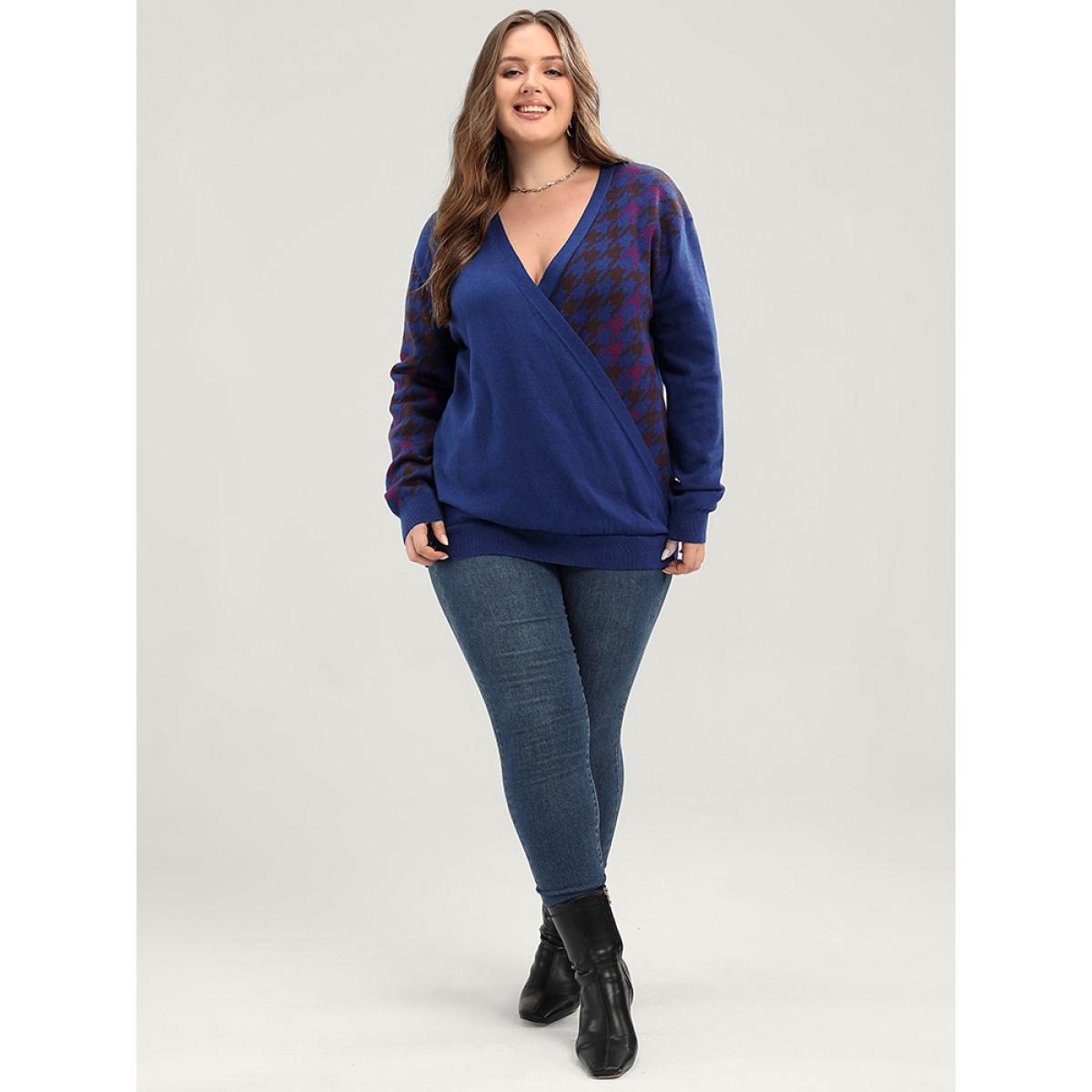 Plus Size Houndstooth Contrast Super Soft Knit Jacquard Wrap Knit Top Blue Women Elegant Loose Long Sleeve Deep V-neck Dailywear Pullovers BloomChic 12/L Product Image