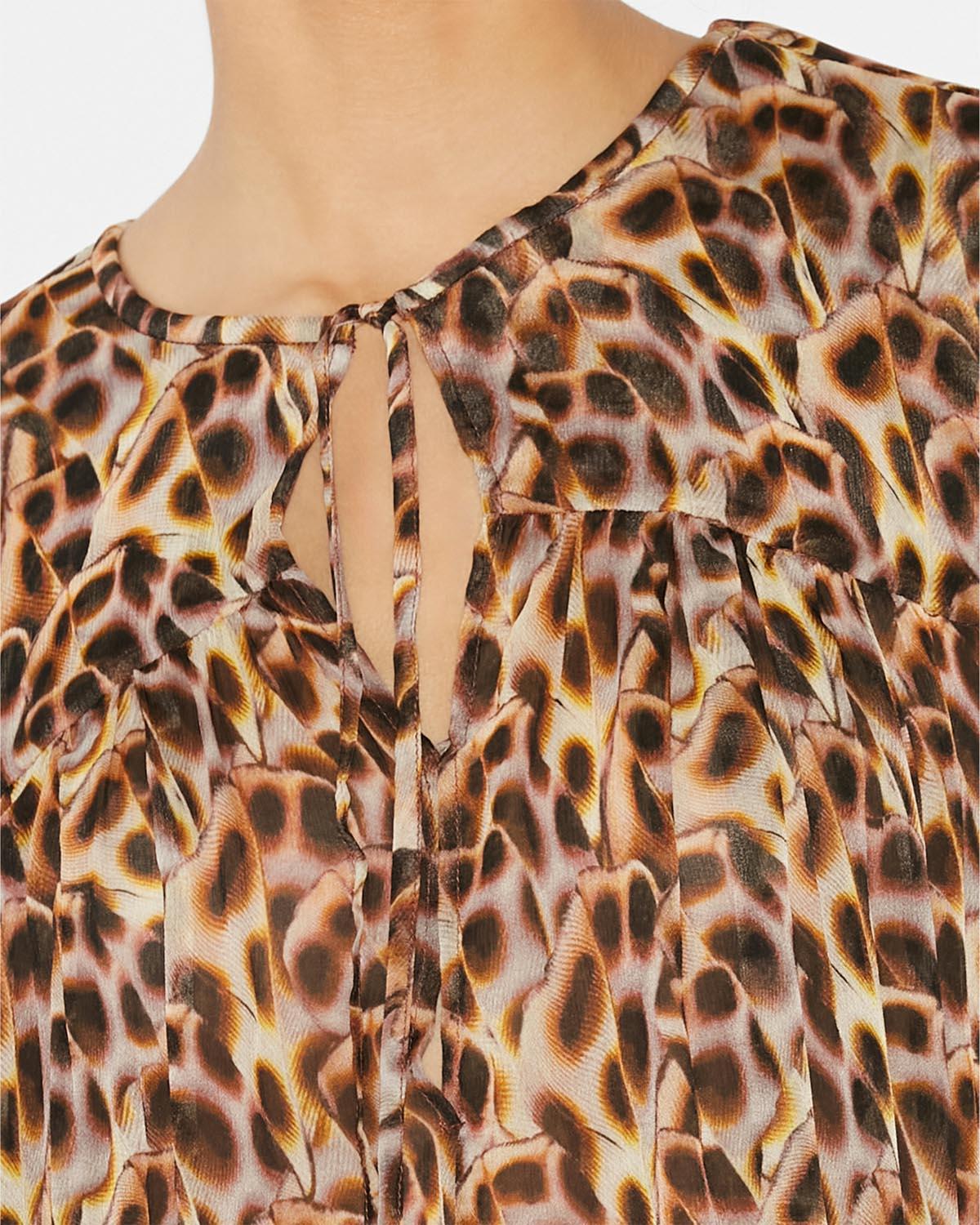 Daytonea Top Female Product Image