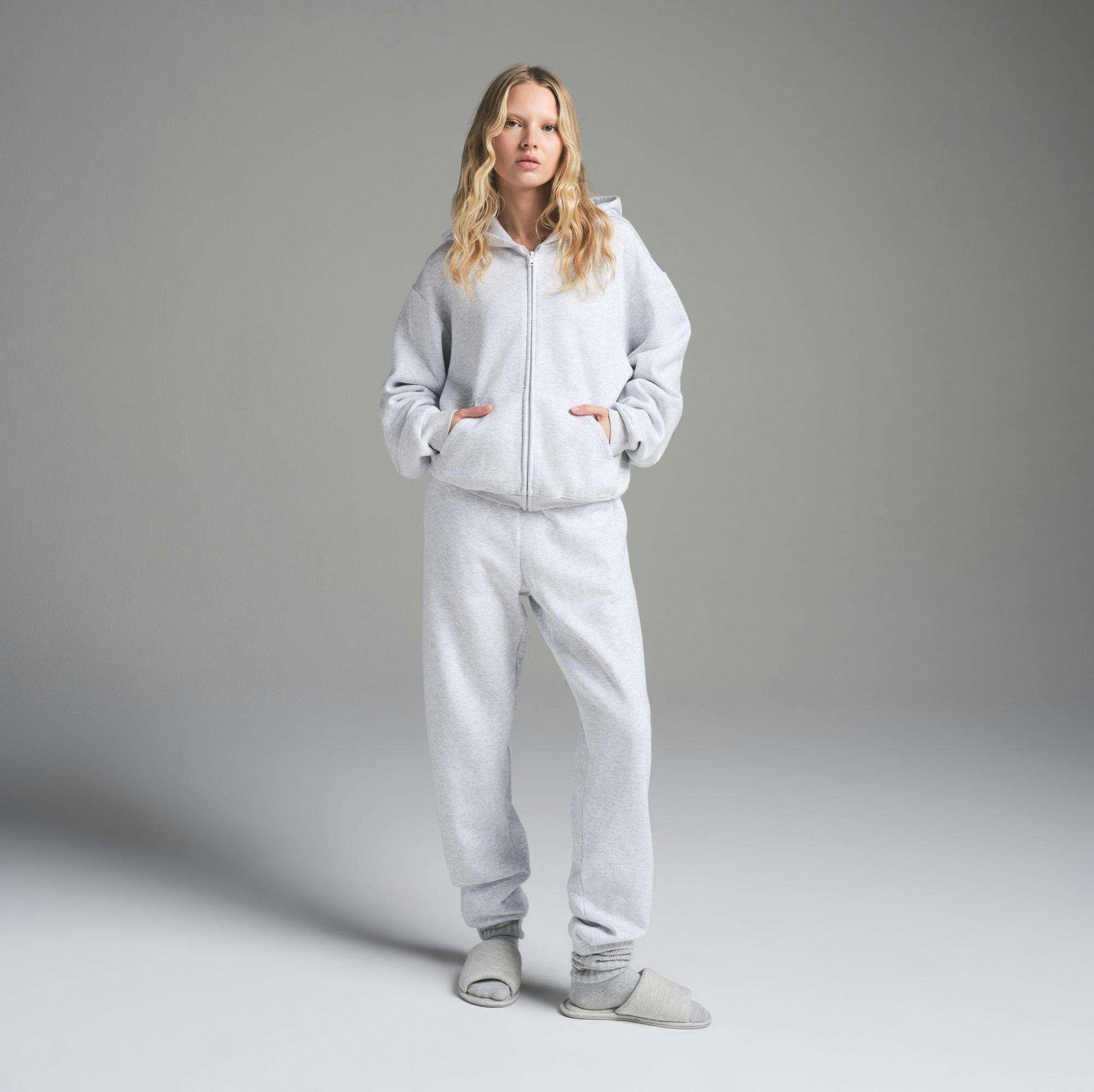 COTTON FLEECE CLASSIC JOGGER | LIGHT HEATHER GREY Product Image