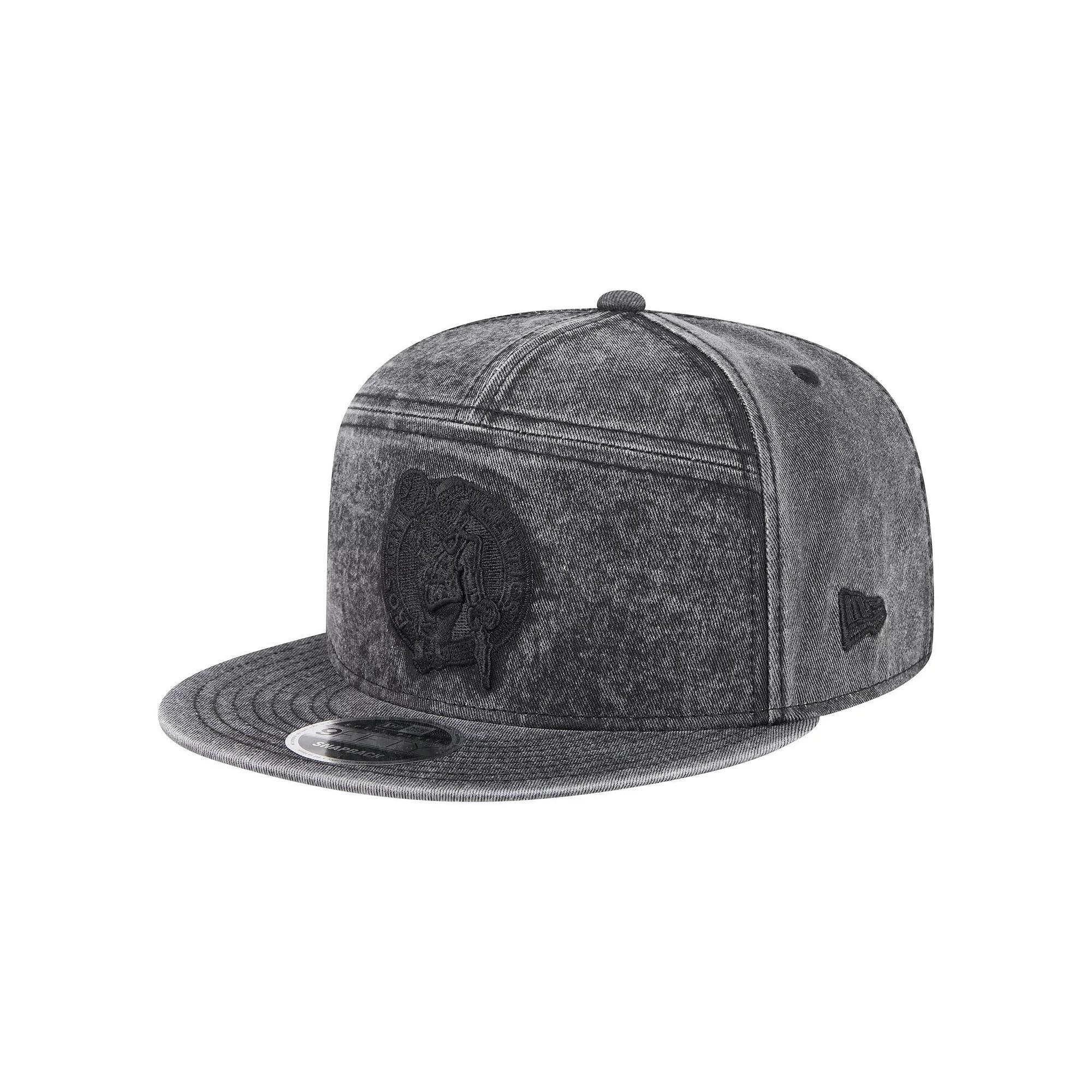 Men's New Era  Black Boston Celtics Washed Seven-Panel 9FIFTY Snapback Hat Product Image