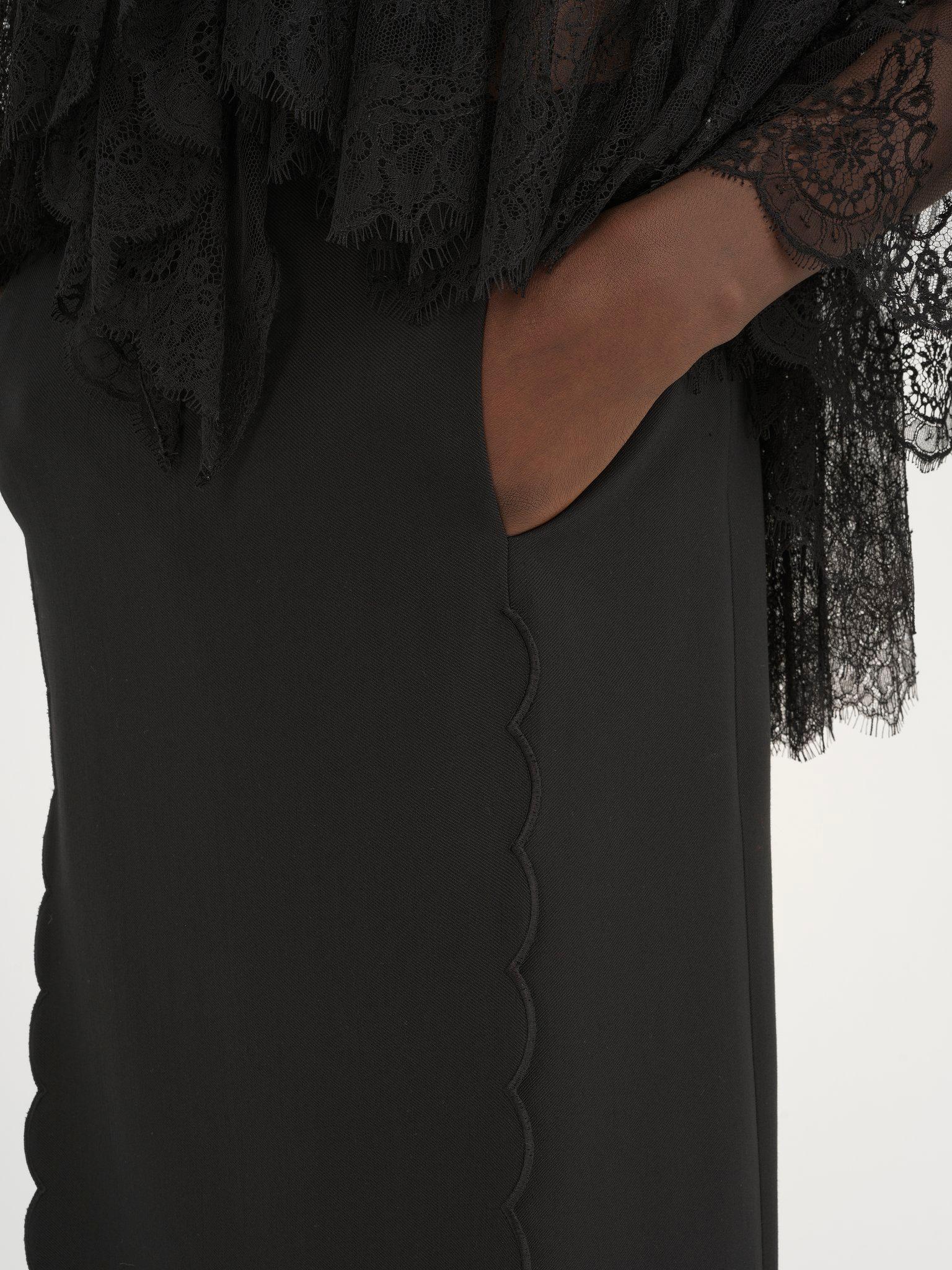 Scallop embroidered column skirt in fluid viscose Product Image