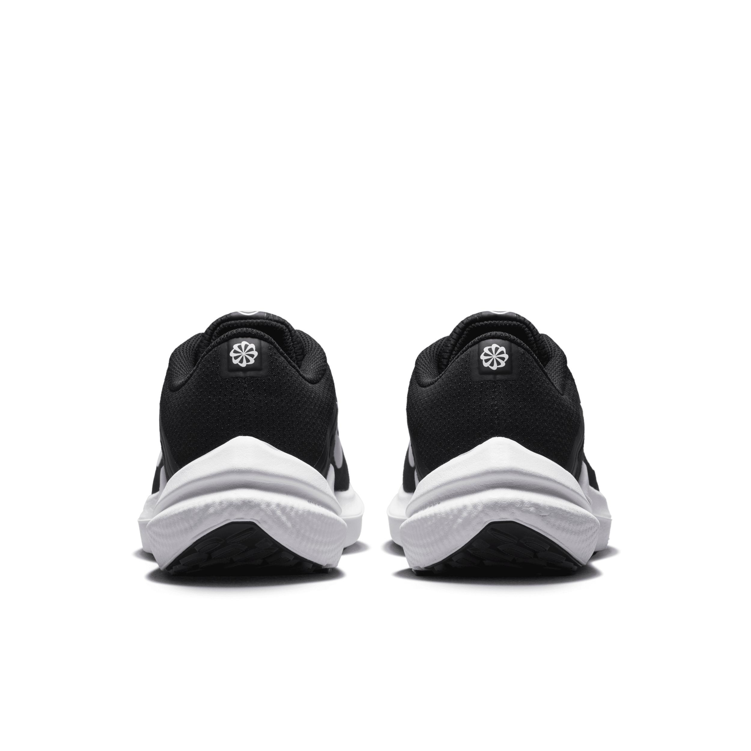 Nike Womens Air Winflo 10 - Running Shoes Black/White/Black Product Image