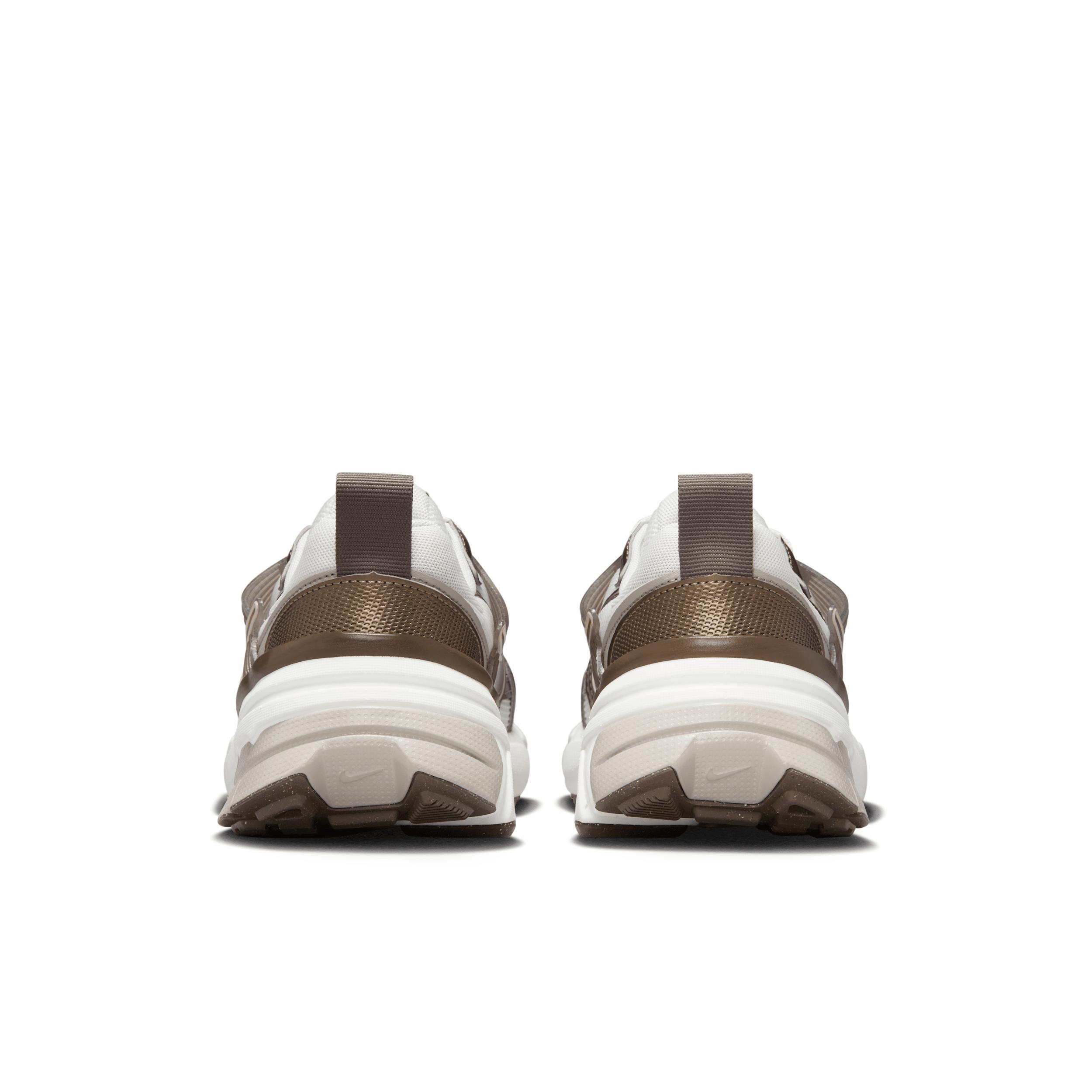 Nike Women's V2K Run Shoes Product Image