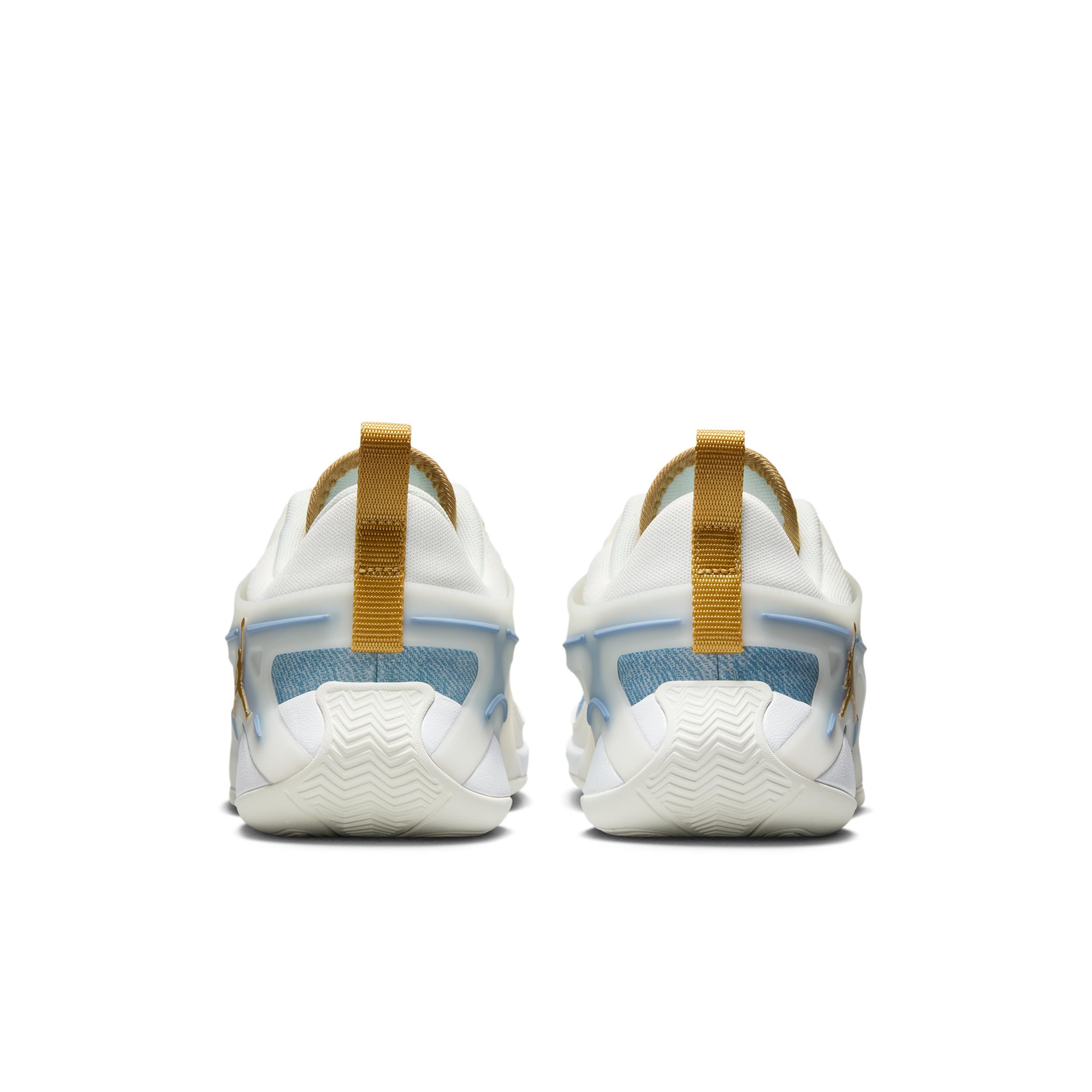 Women's Jordan Heir Series "Denim and Gold" Basketball Shoes Product Image
