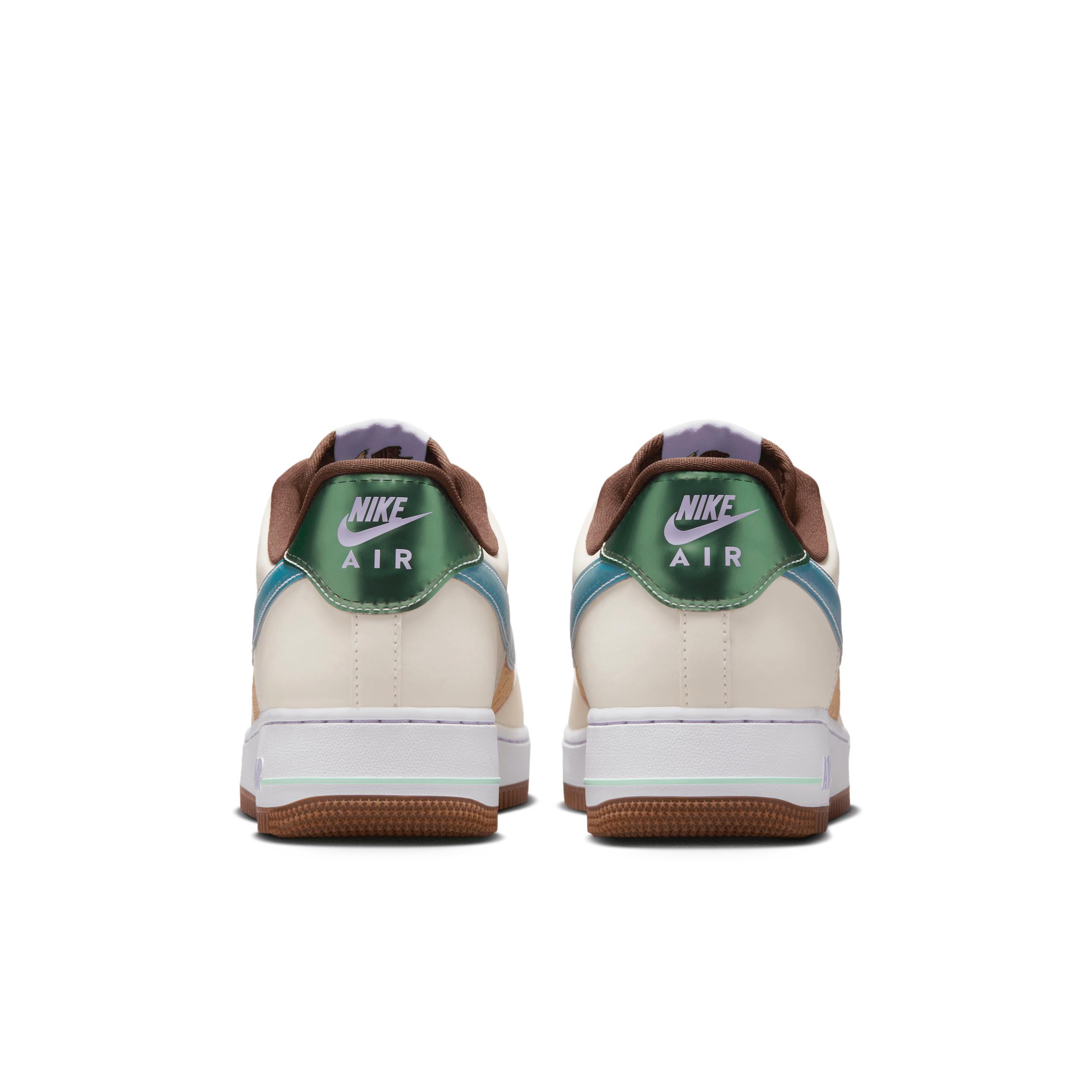 Nike Men's Air Force 1 Retro Shoes Product Image