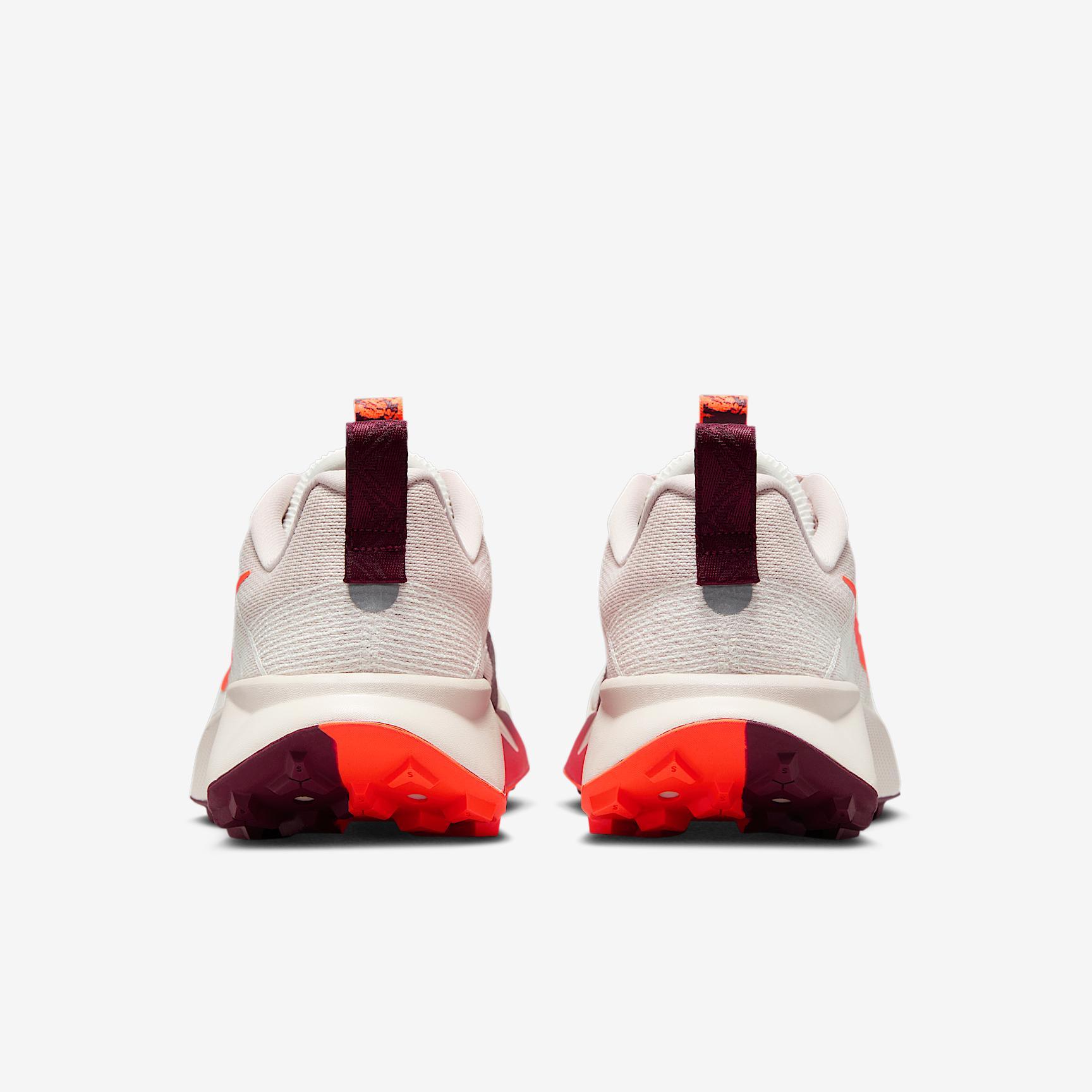Nike Women's Wildhorse 10 Trail Running Shoes Product Image